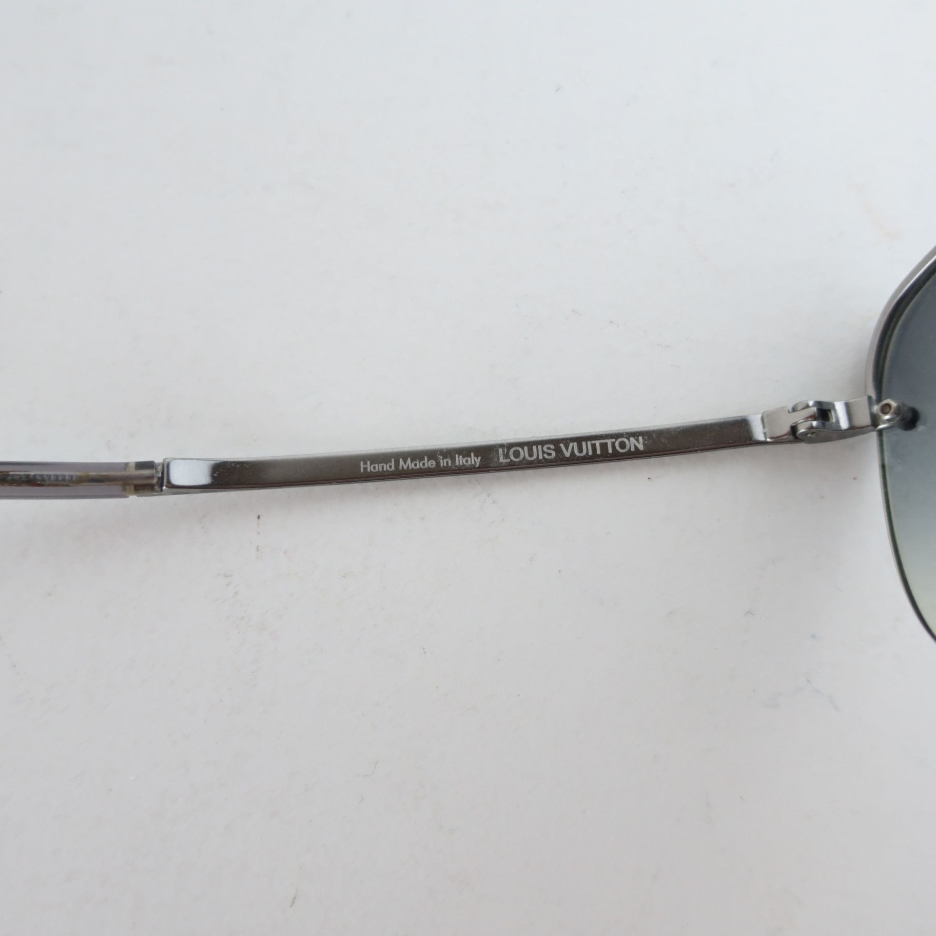 Louis Vuitton Louis Vuitton Grey Socoa Damier Aviators Sunglasses Size ONE SIZE - 5 Thumbnail