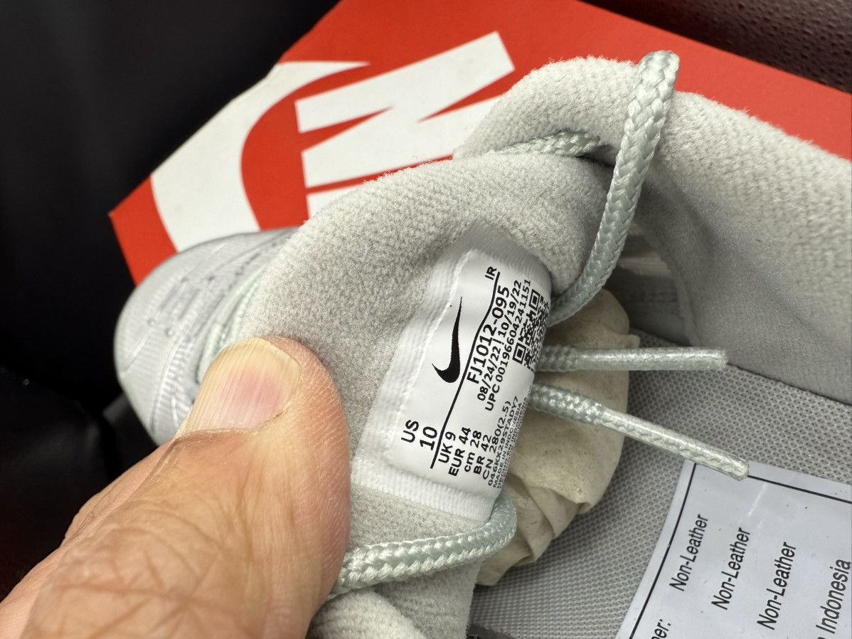 Nike Nike Tuned Air Silver Size US 10 / EU 43 - 1 Thumbnail
