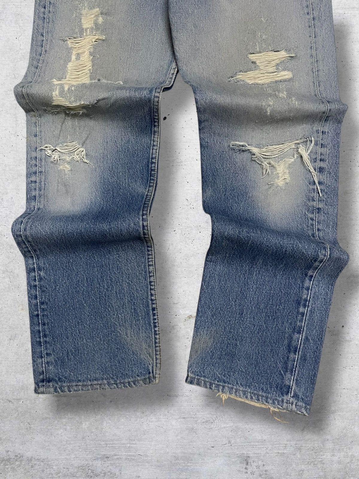 Levi's Vintage Clothing VINTAGE 501 LEVIS 90S DESIGNER OG DESIGN DISTRESSED DENIM Size US 29 - 3 Thumbnail