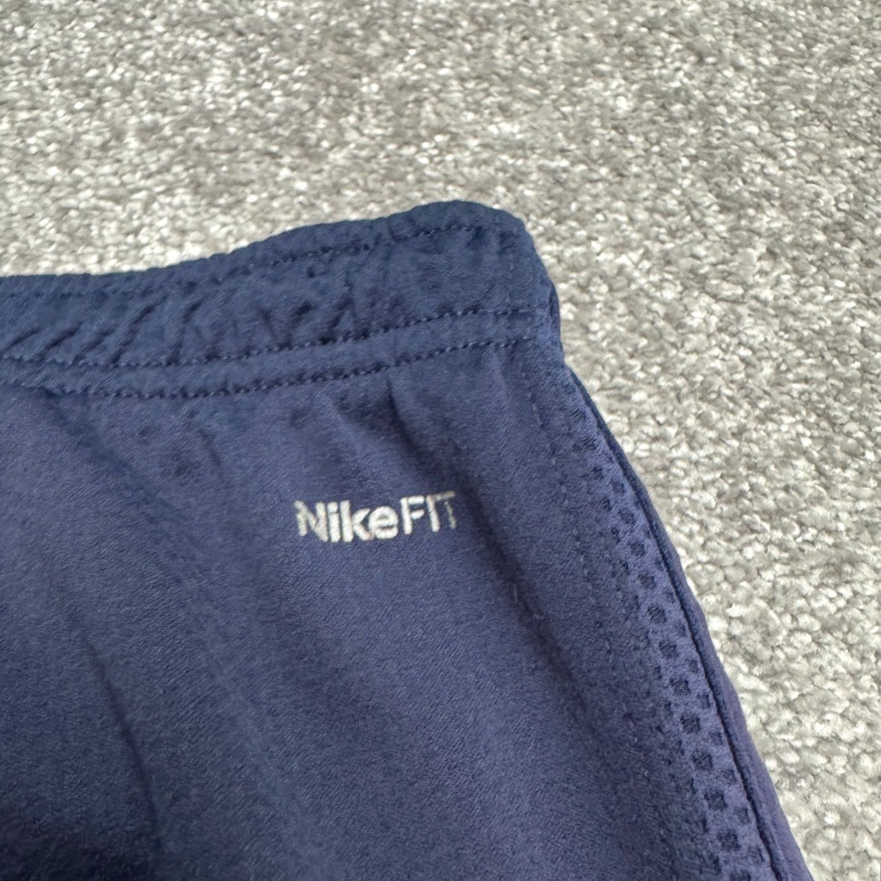 Nike Nike FIT Track Pants Mens M Navy Blue Straight Leg Ankle Zip Pockets Activewear Lightweight Size US 31 - 4 Thumbnail