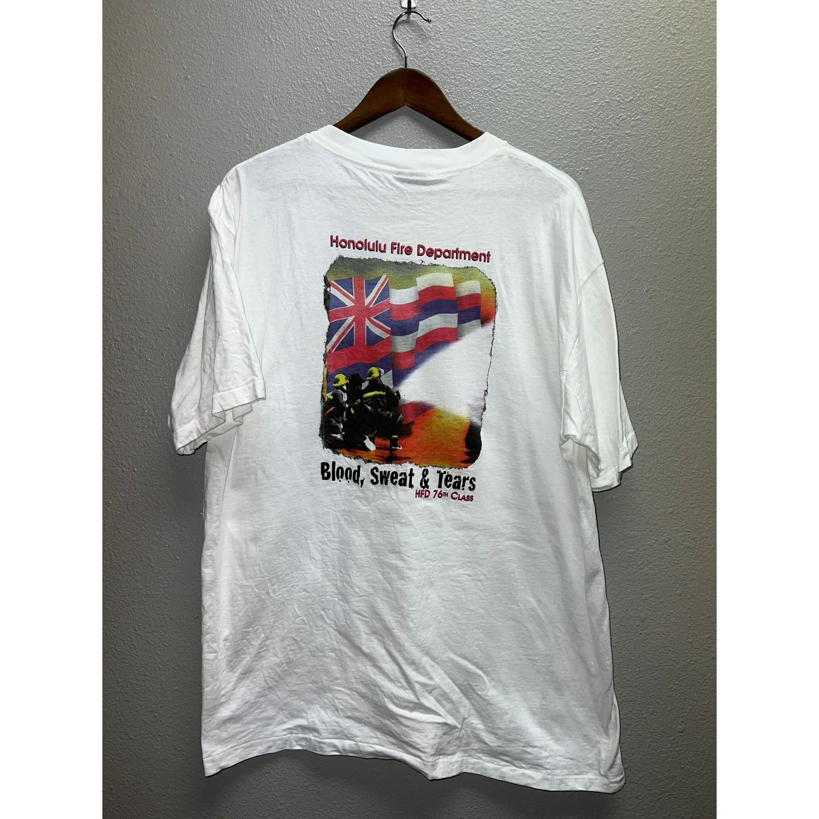 Vintage Vintage Honolulu Fire Department Shirt Blood Sweat Tears XL Size US XL / EU 56 / 4 - 6 Thumbnail