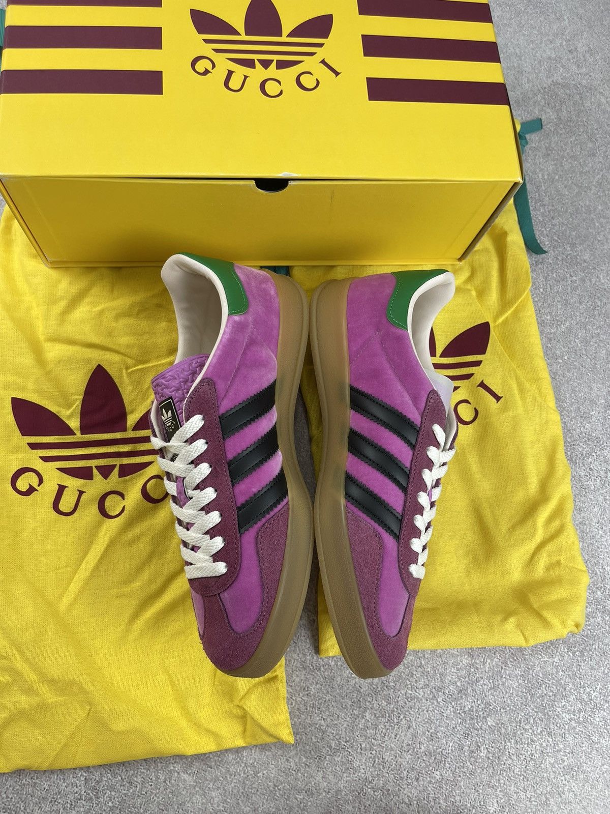 Adidas × Gucci Adidas x Gucci Gazelle Velvet Pink Size 39 1/3 Size US 7.5 / IT 37.5 - 6 Thumbnail