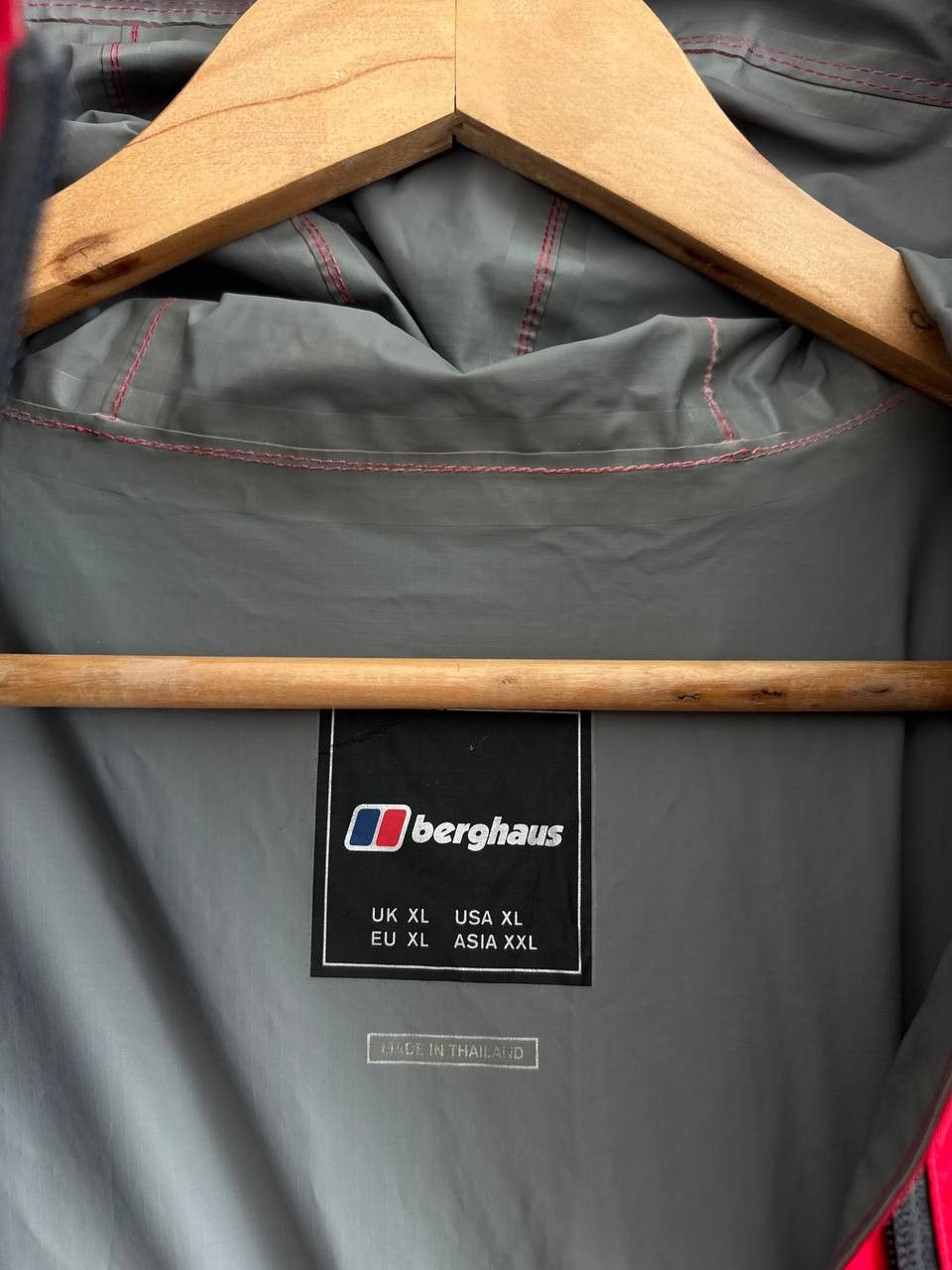 Berghaus Berghaus Hydroshell windbreaker red men jacket size XL Size US XL / EU 56 / 4 - 15 Thumbnail