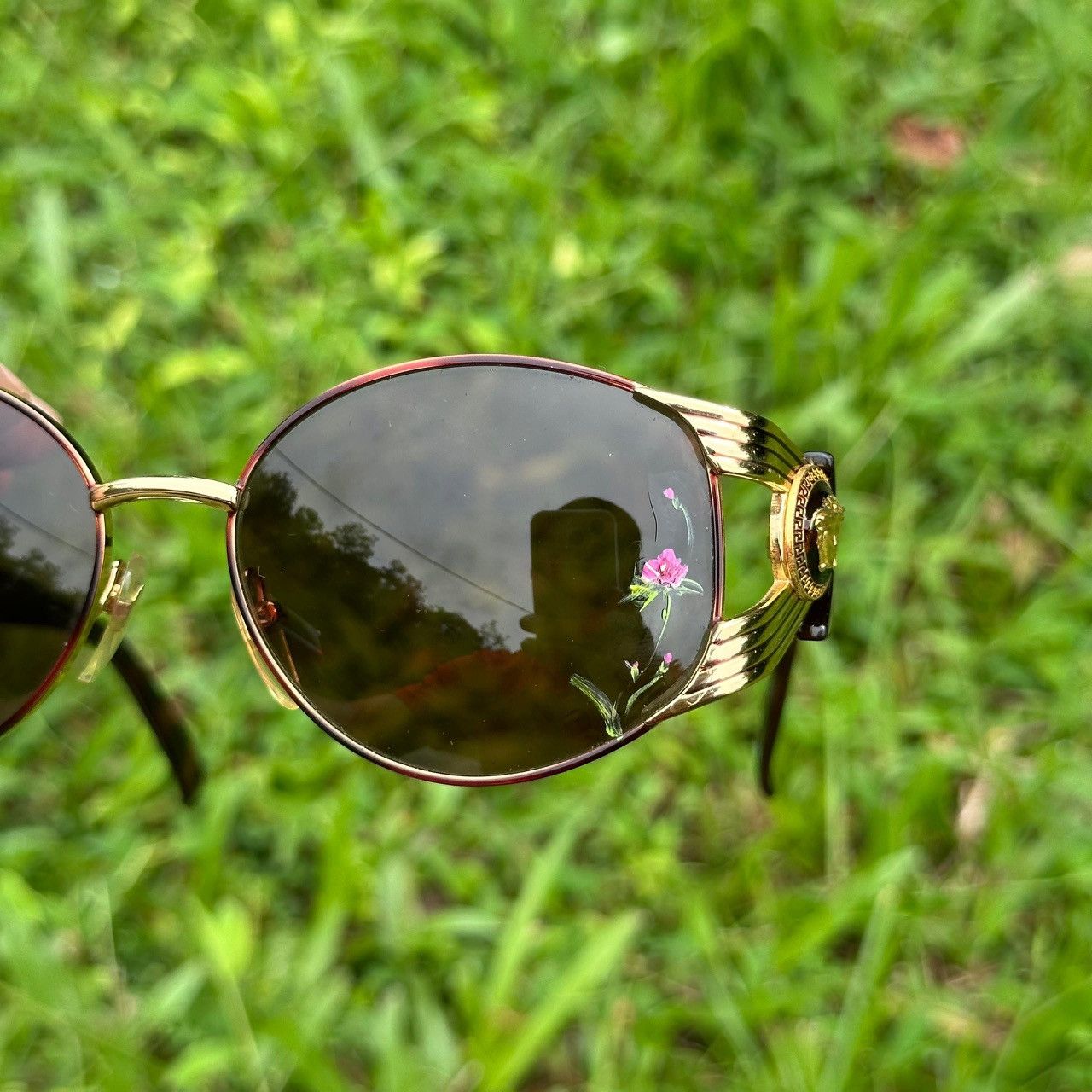 Versace Gianni Versace S64 31L Vintage Medusa Sunglasses Italy Size ONE SIZE - 8 Thumbnail