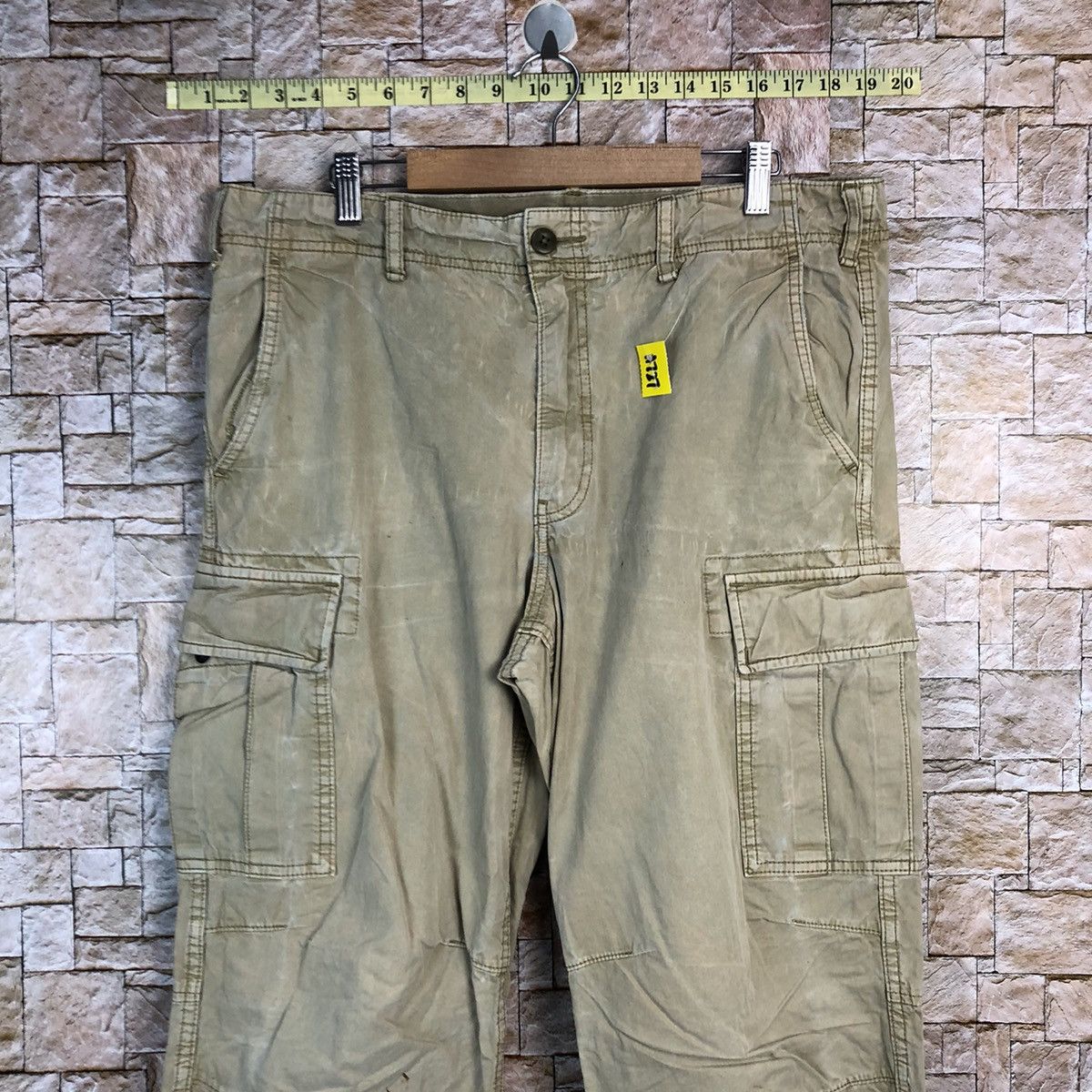 Uniqlo Uniqlo japan tactical utility Cargo Multipocket Pants #A727 Size US 33 - 5 Thumbnail