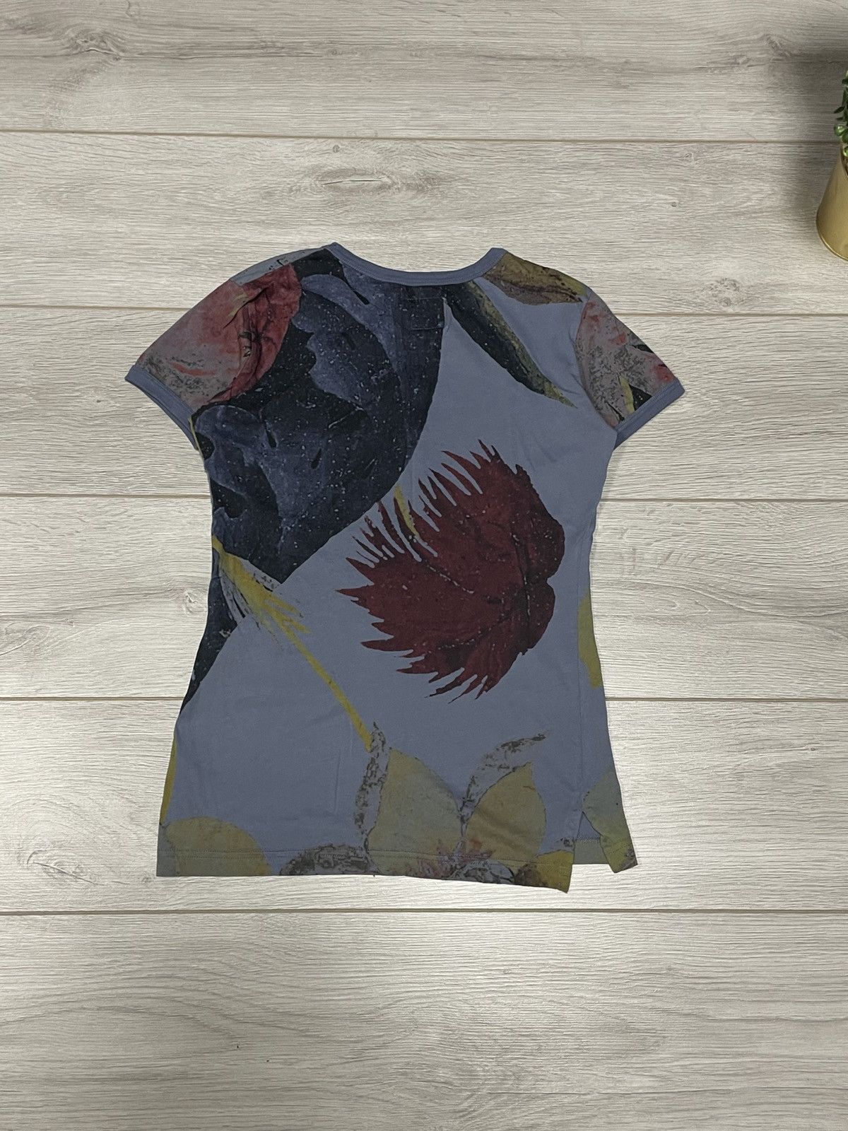 Vivienne Westwood Vivienne Westwood vintage endangered species human t-shirt Size US XS / EU 42 / 0 - 7 Thumbnail