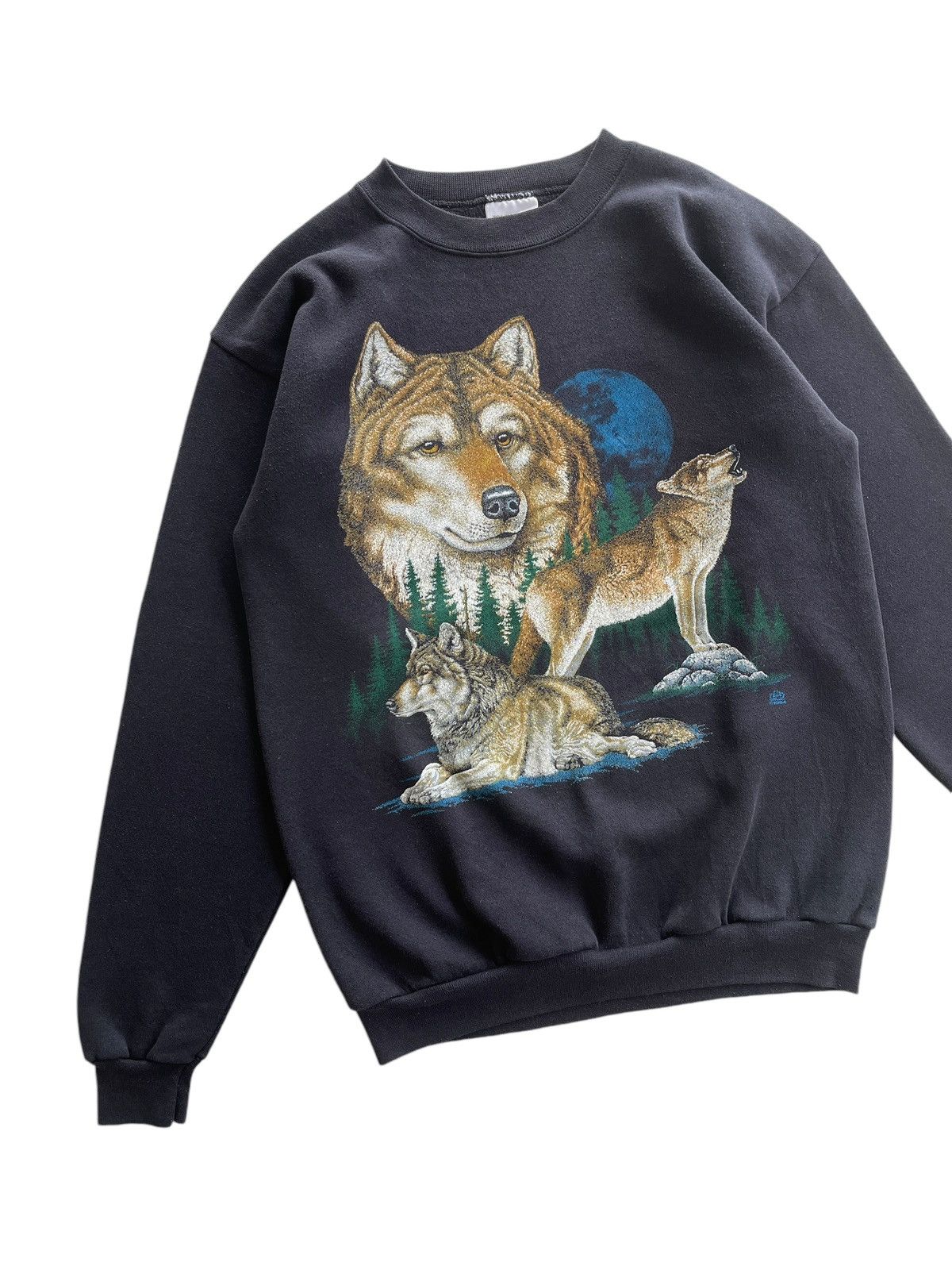 Vintage Vintage 1994 Wolf Crewneck Sweater Size US M / EU 48-50 / 2 - 4 Thumbnail