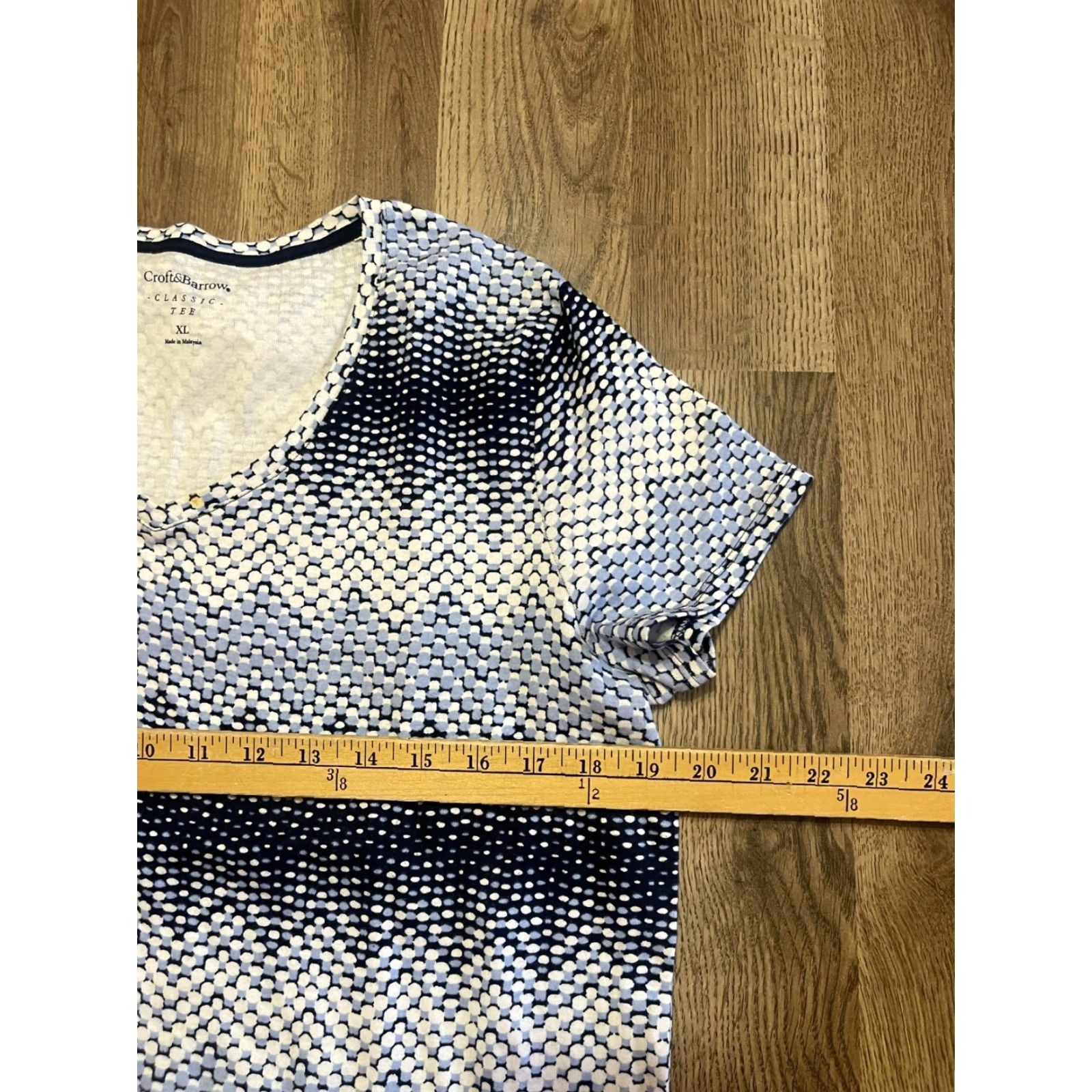 Croft & Barrow Croft & Barrow Shirt Women's XL Blue White Classic Tee V-neck Allover Print Size XL / US 12-14 / IT 48-50 - 6 Thumbnail