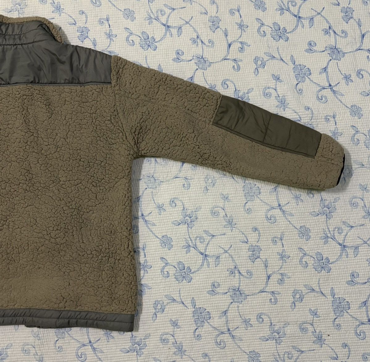 Jun Takahashi Uniqlo Undercover UU Sherpa Fleece Size US M / EU 48-50 / 2 - 9 Thumbnail