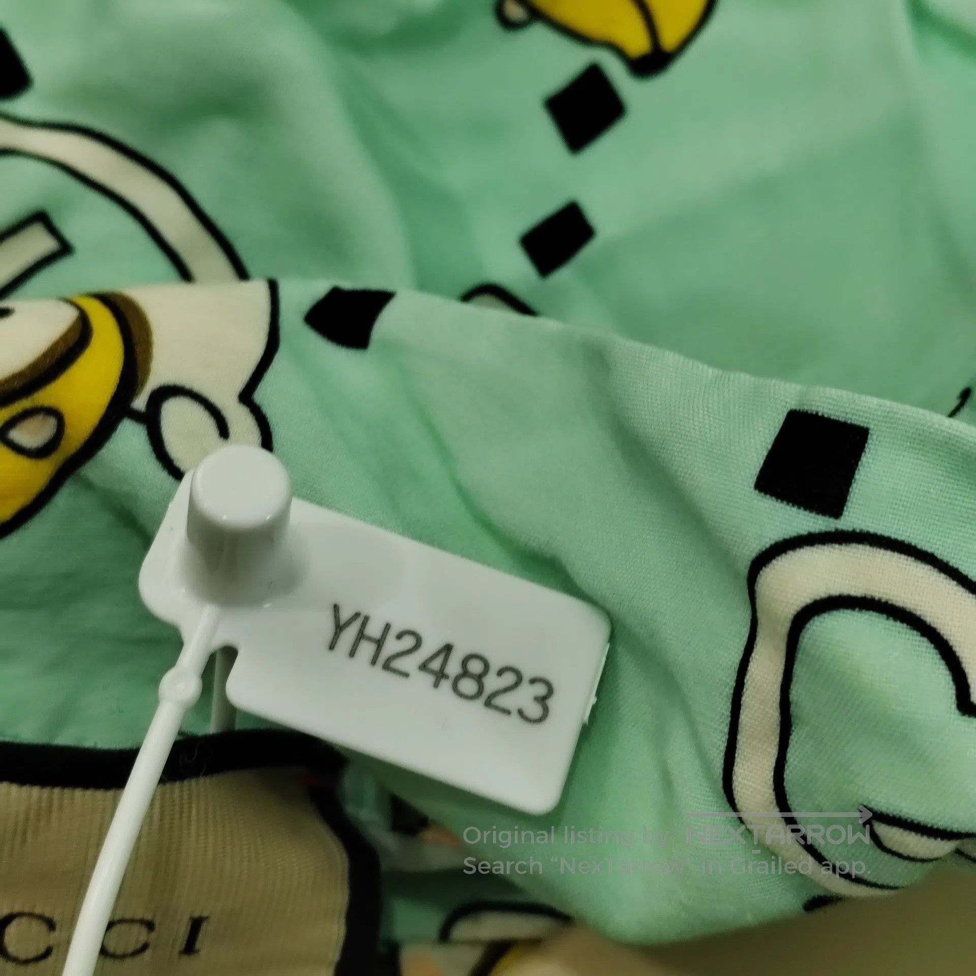 Gucci Guicci Full-print cartoon shirt: Mint-green background wit Size US M / EU 48-50 / 2 - 8 Thumbnail