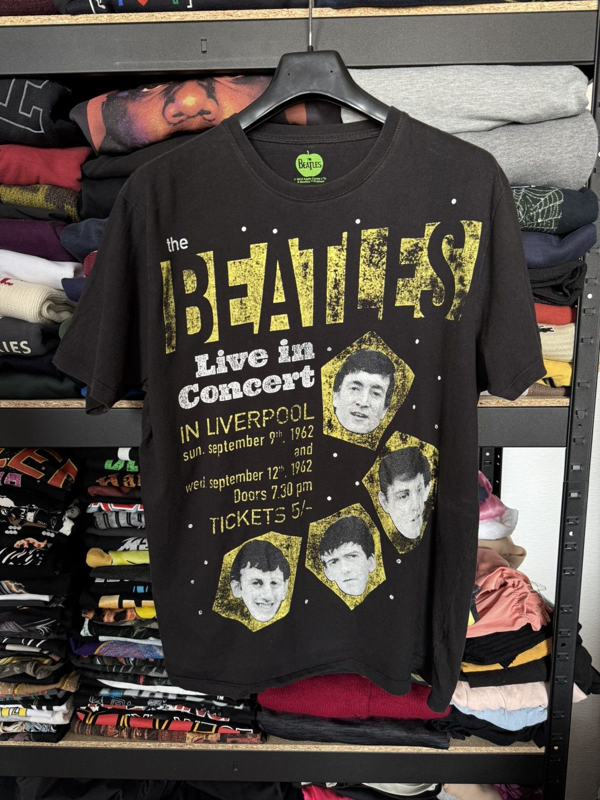 Other The Beatles tee 2012 Apple Corp big logo team Size US XL / EU 56 / 4 - 1 Thumbnail