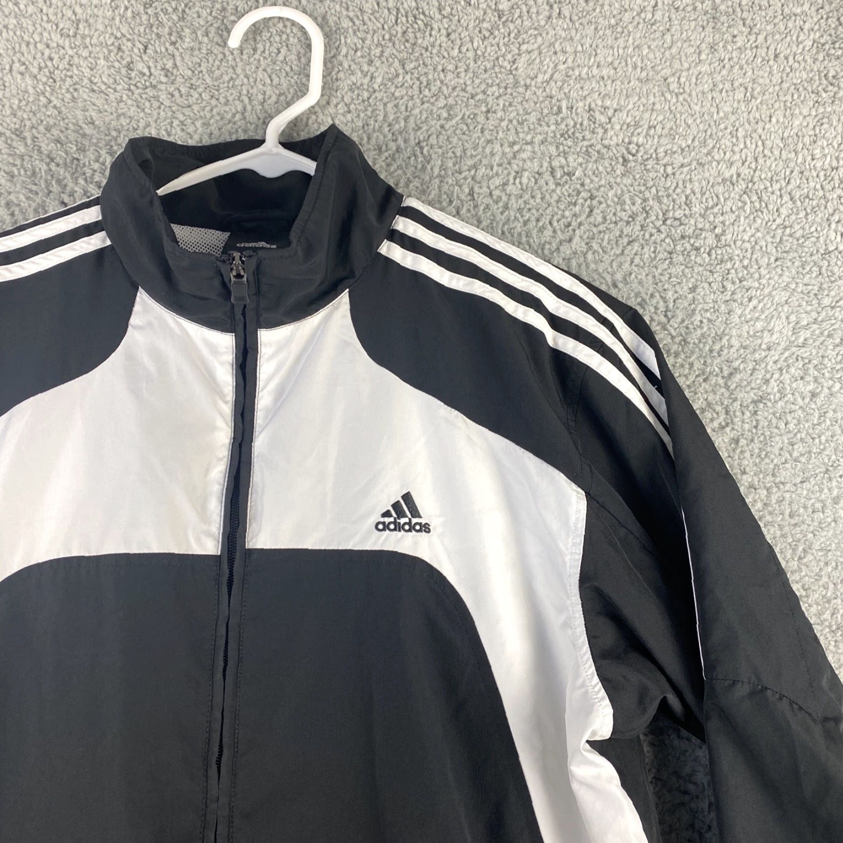 Adidas VINTAGE Adidas Men's Jacket Activewear Long Sleeve Zip Up Size M Black White Trim Size US M / EU 48-50 / 2 - 2 Thumbnail
