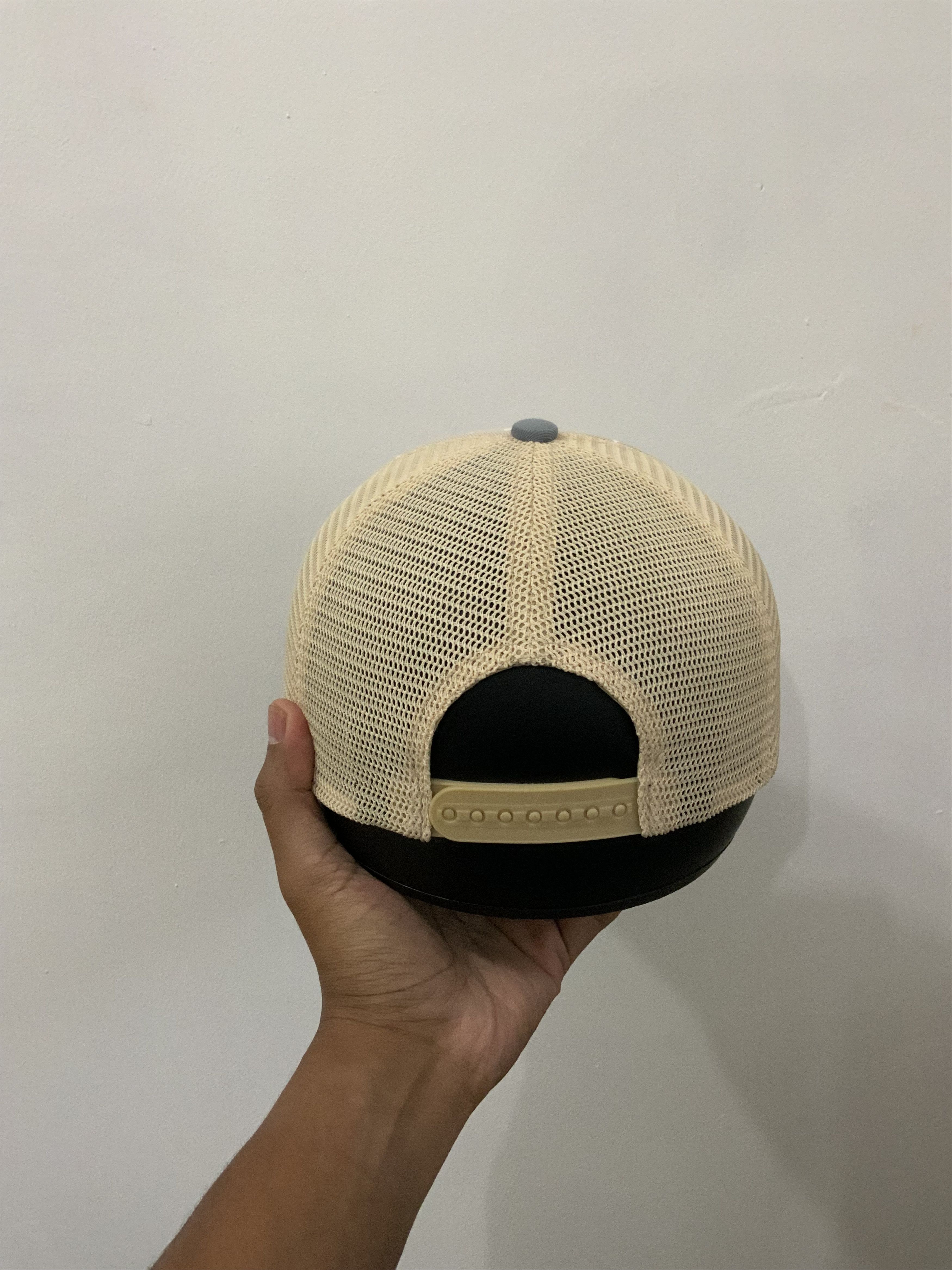 United Colors Of Benetton United Color of Benetton Distressed Polkadot Trucker Hat Size ONE SIZE - 3 Thumbnail