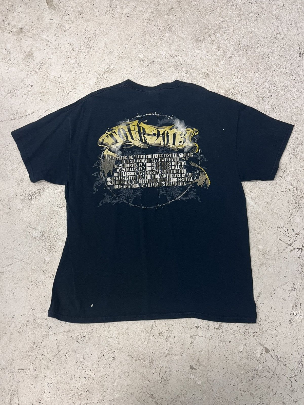 Band Tees Black guns n’ roses 2013 tour shirt Size US XL / EU 56 / 4 - 5 Thumbnail