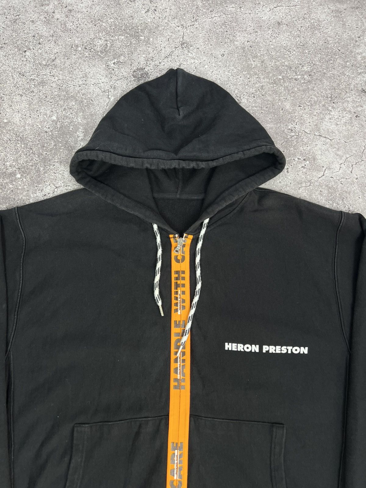 Heron Preston Heron Preston Handle With Care Zip Hoodie Size US L / EU 52-54 / 3 - 4 Thumbnail