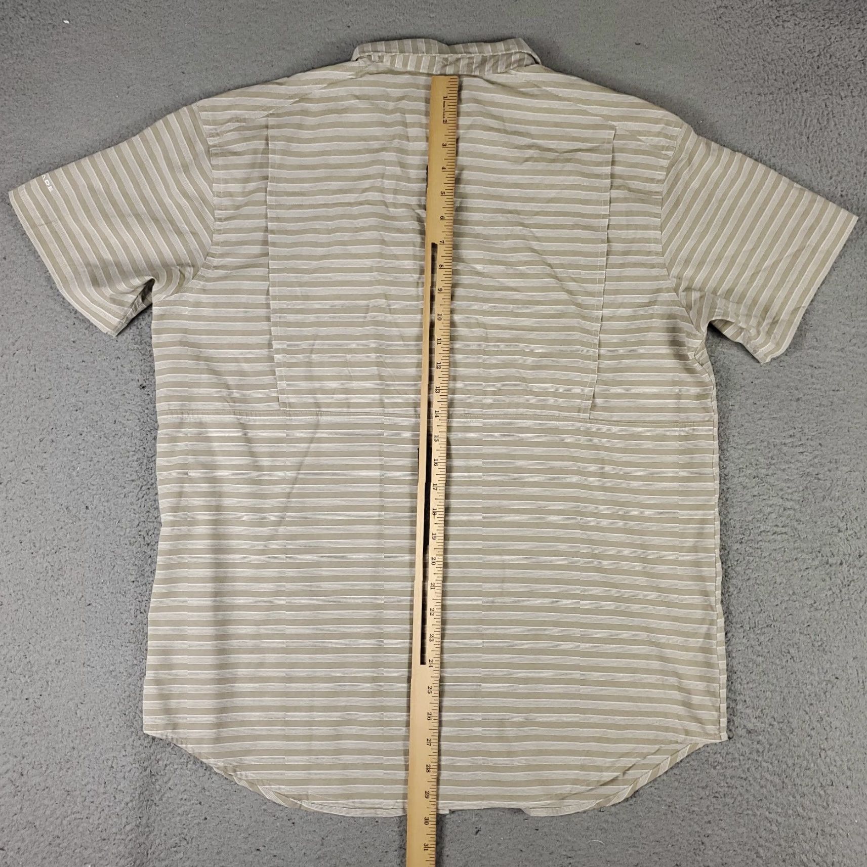 Vintage Columbia Shirt Large Beige Striped Vented Fishing Button Up Short Sleeve Mens Size US L / EU 52-54 / 3 - 3 Thumbnail