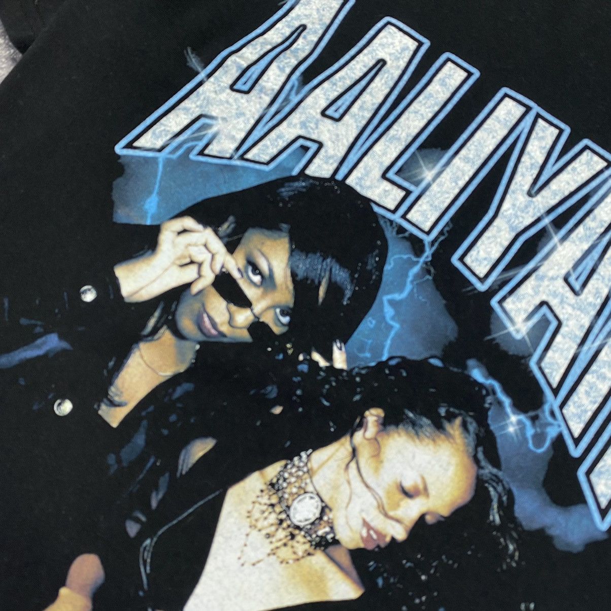 Band Tees Vintage AALIYAH Big Graphic Sexy logo band tee Size US M / EU 48-50 / 2 - 3 Thumbnail