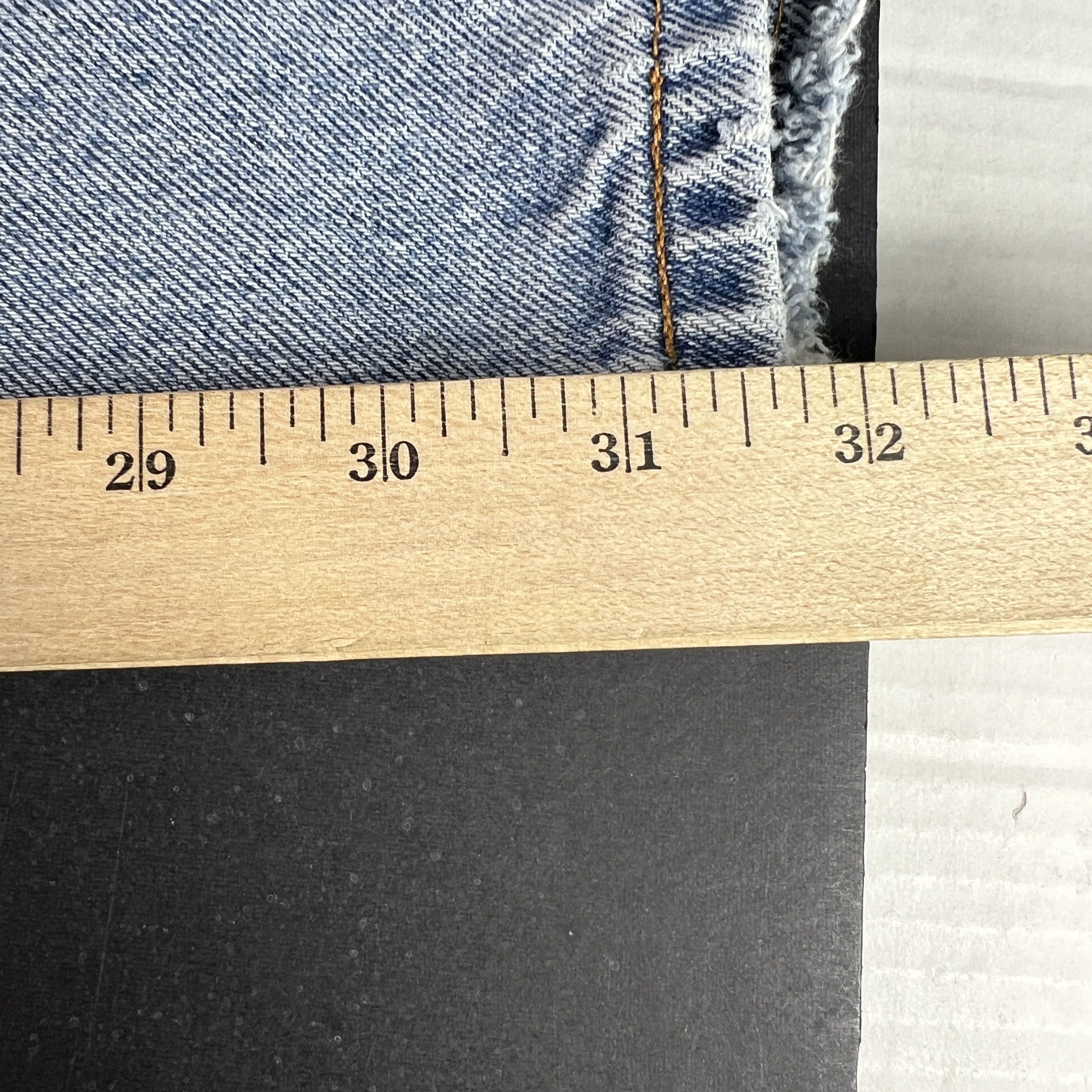Levi's VTG 90s Levis Jeans 560 Loose Tapered Blue Denim Orange Tab Size US 37 - 16 Thumbnail