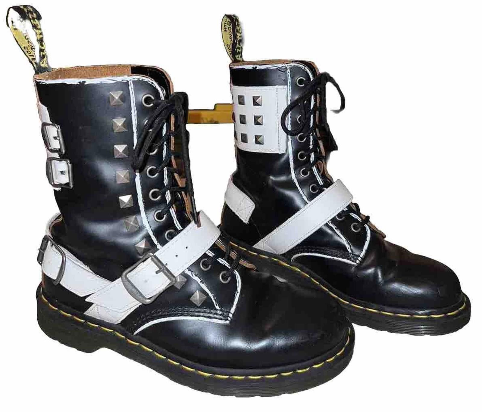 Stud Boots Dr Martens 1490 Joska Dr Martens 1490 Joska Stud Buckle