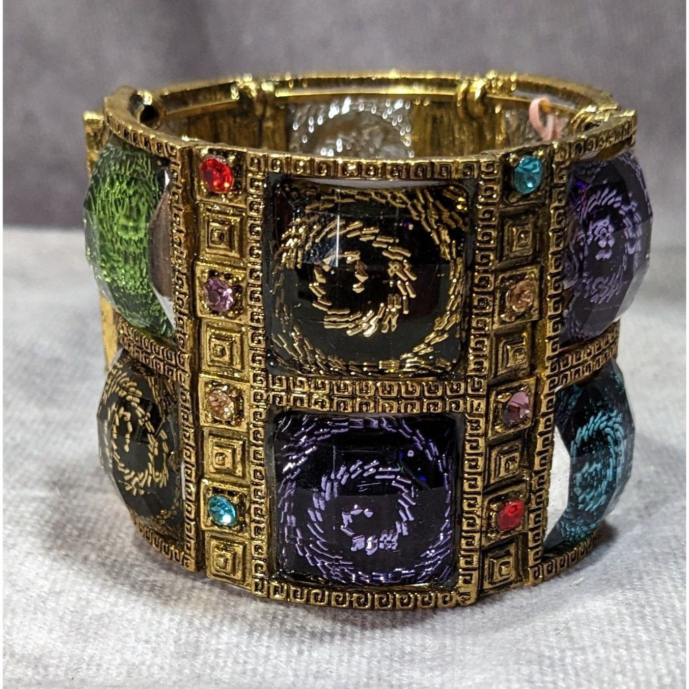 Other Fantasy Glam Rainbow Swirl Gemmed Gold Tone Cuff Bracelet Size ONE SIZE - 7 Thumbnail