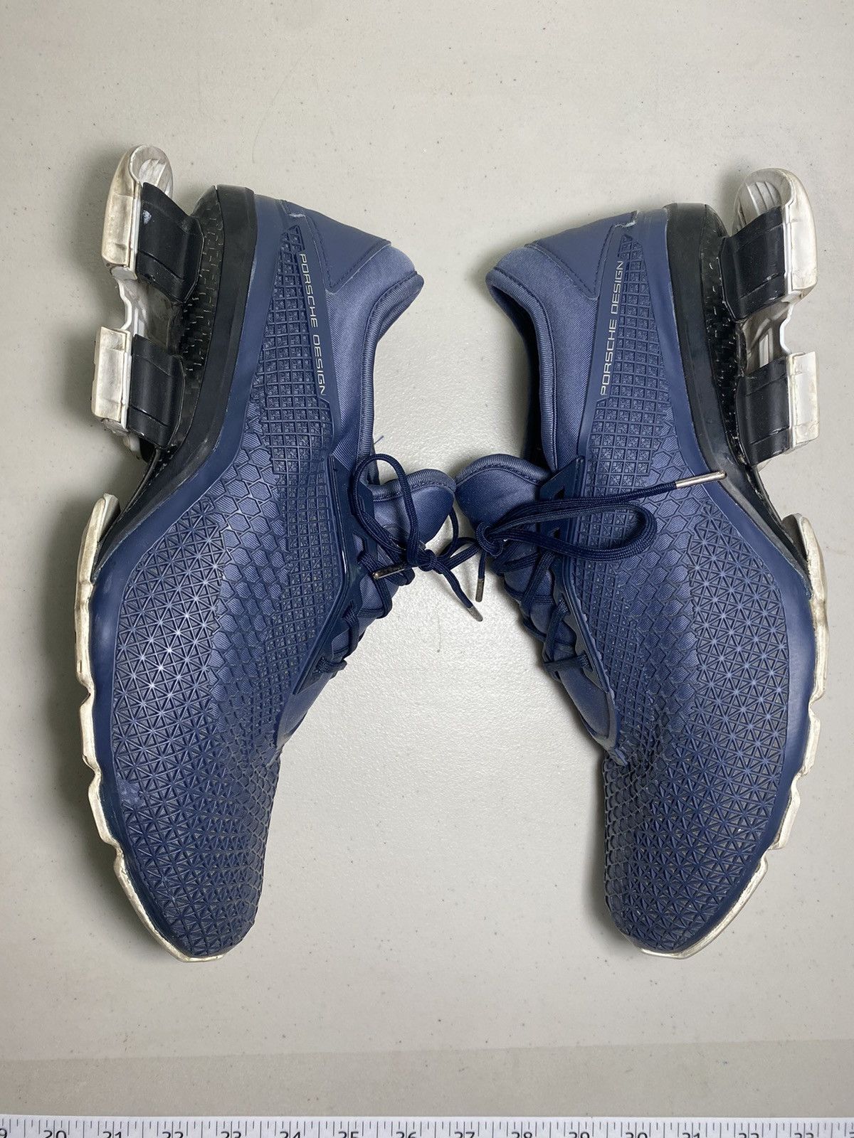 Adidas × Porsche Design Adidas Porsche Design Grid Bounce Size US 9 / EU 42 - 7 Thumbnail