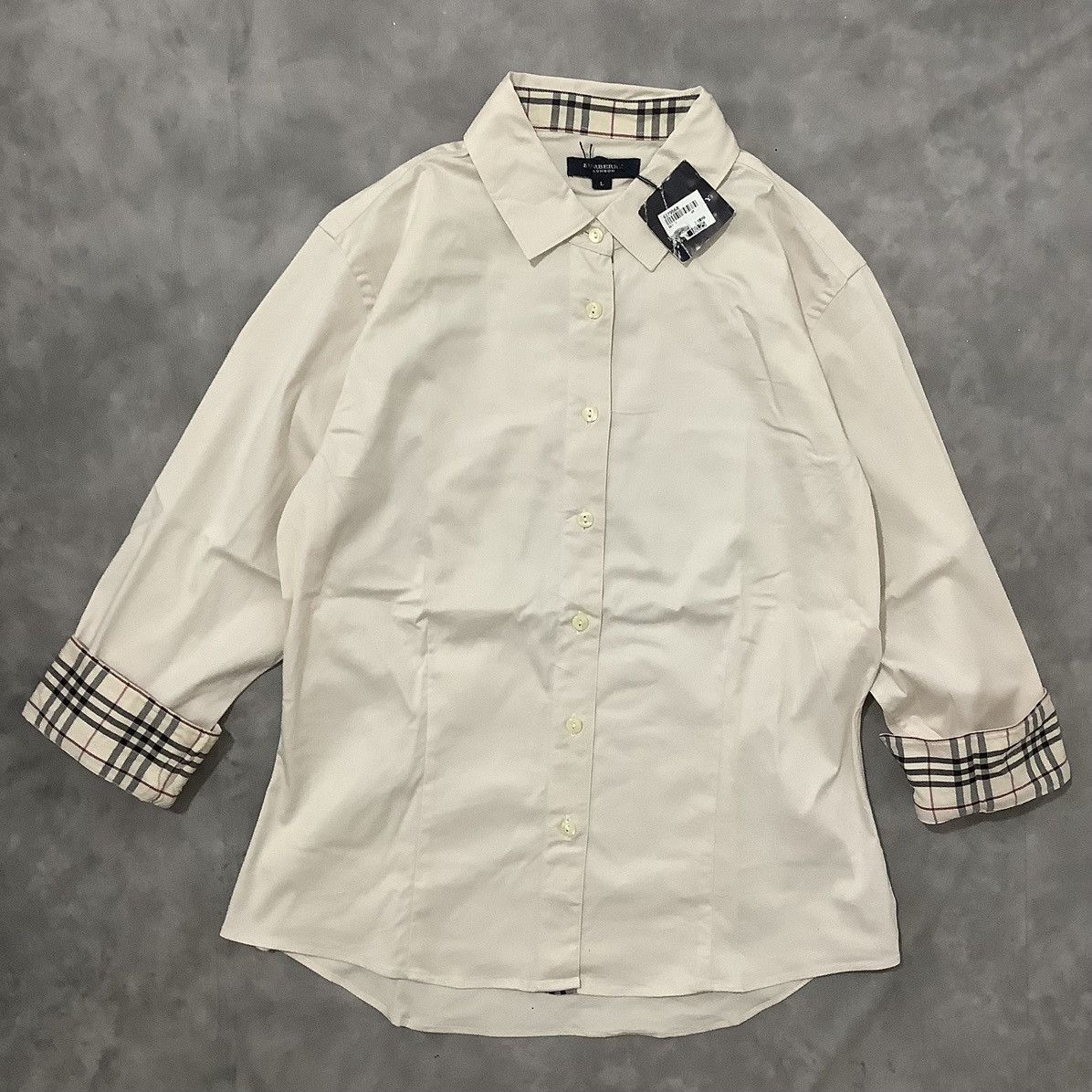 Burberry × Designer Burberry OG Button by Nova Check Style Size L / US 10 / IT 46 - 2 Thumbnail