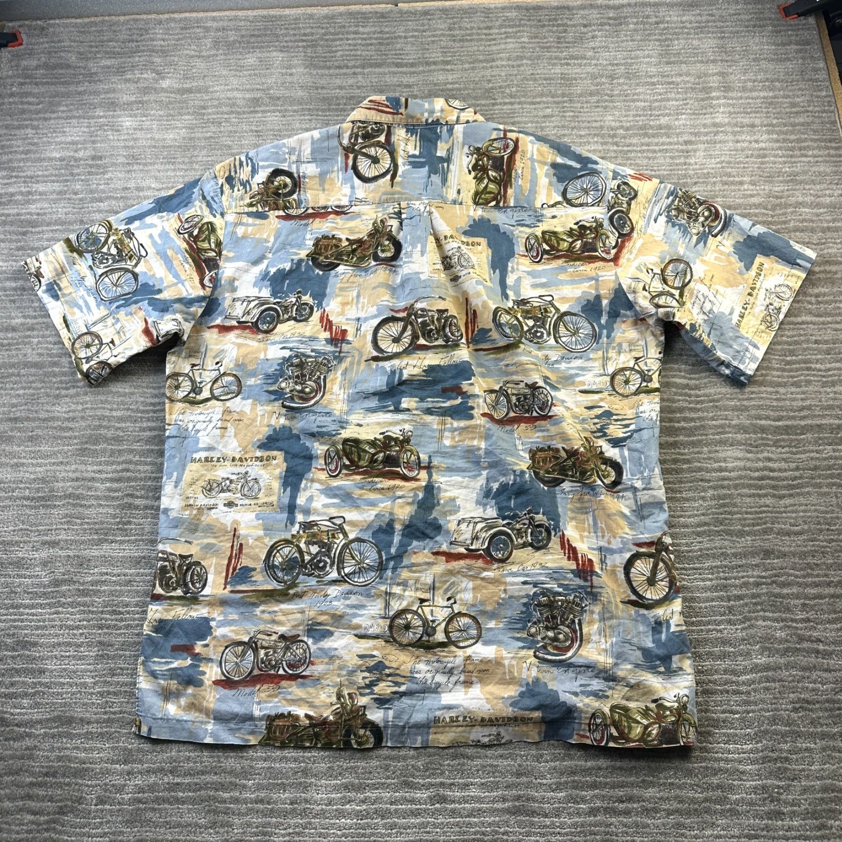 Harley Davidson VINTAGE Harley-Davidson Shirt Mens Large Beige Tan Tori Richard Camp All Over Print Size US L / EU 52-54 / 3 - 2 Thumbnail