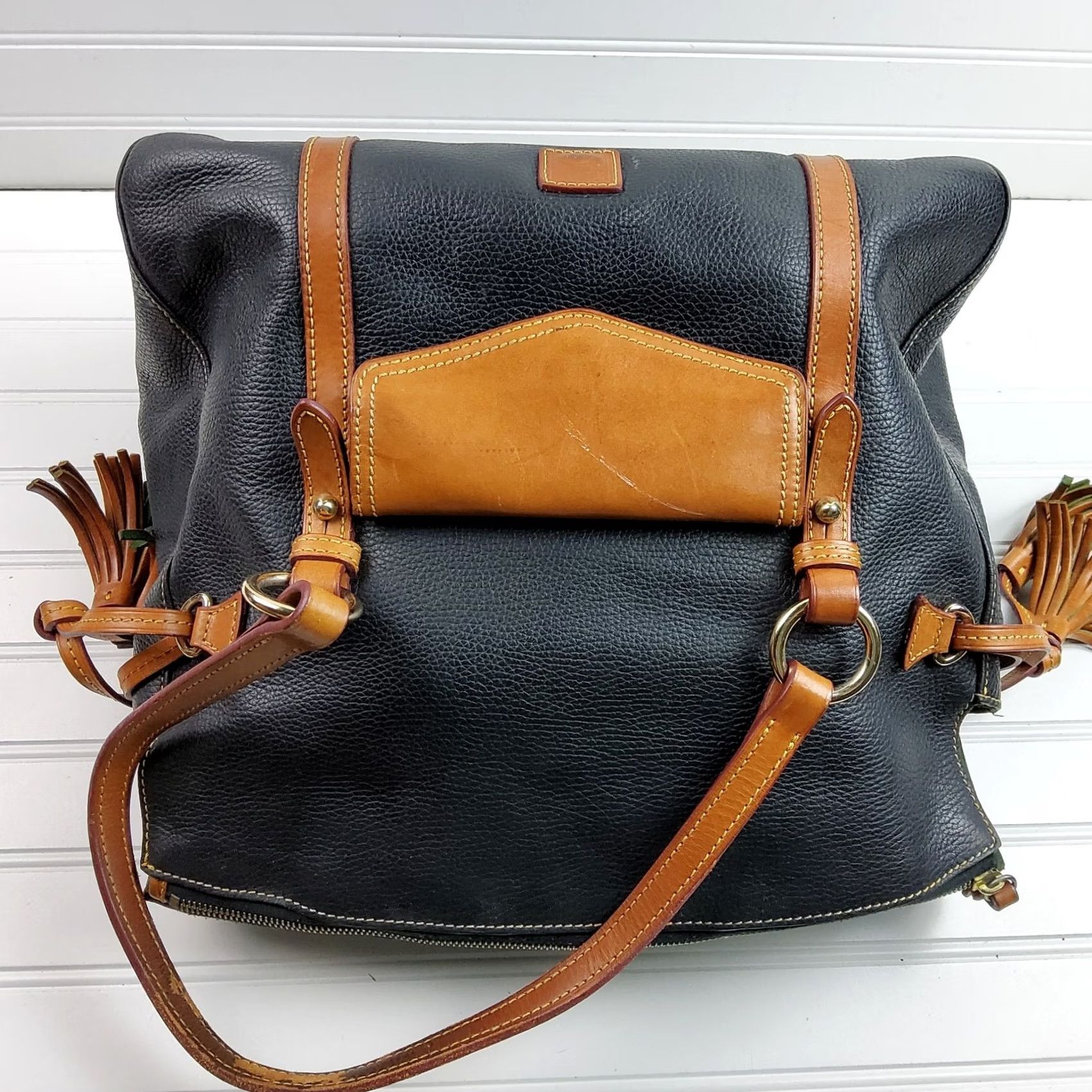 Dooney & Bourke Dooney & Bourke Pebbled Leather Large Domed Tote Shoulder Handbag Purse Woman Pebble Leather Tote Size ONE SIZE - 7 Thumbnail
