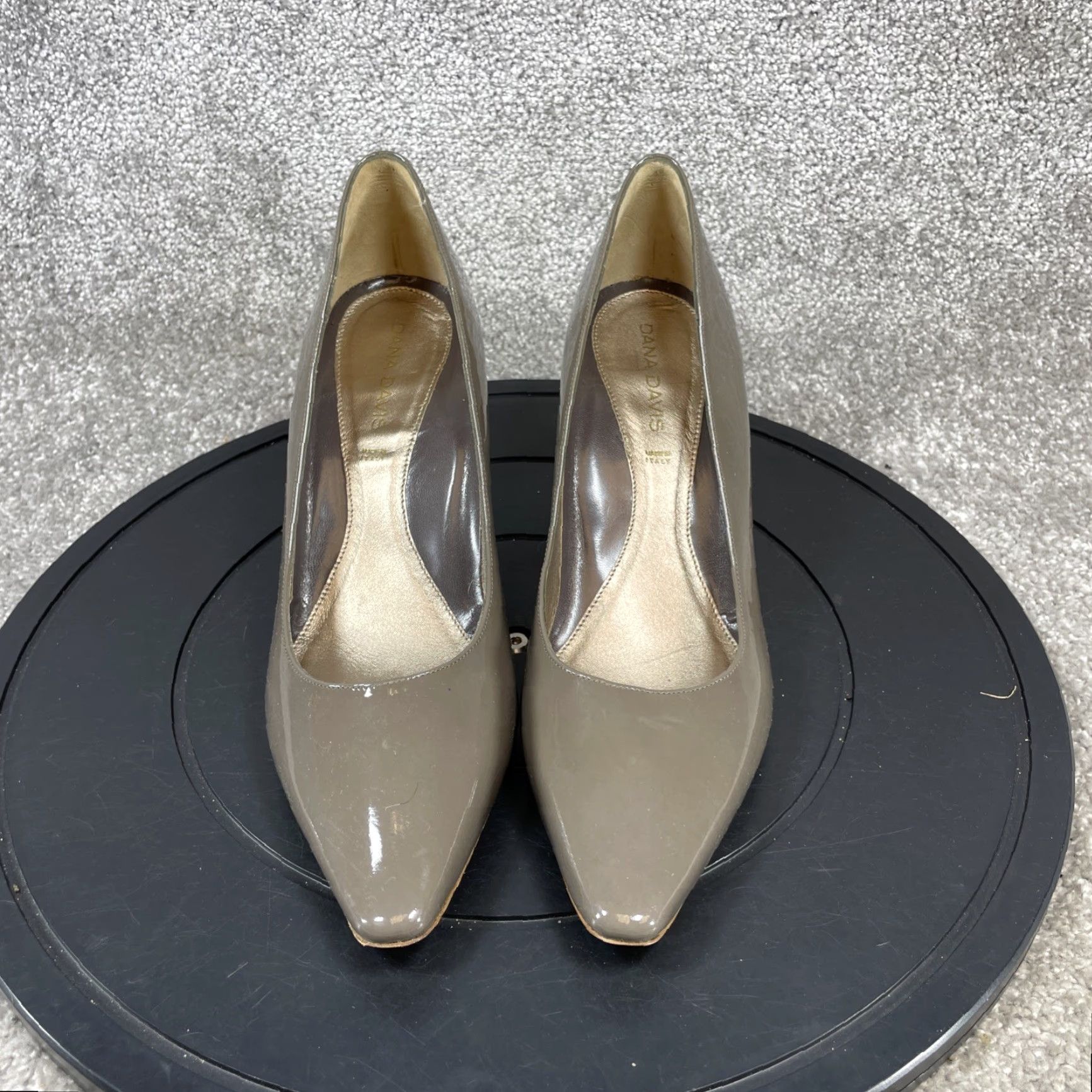 Vintage VINTAGE Dana Davis Pump Womens Size 10 B Patent Leather Pointed Toe Kitten Heel Casual Fall Winter Shoes Size US 10 / IT 40 - 4 Thumbnail