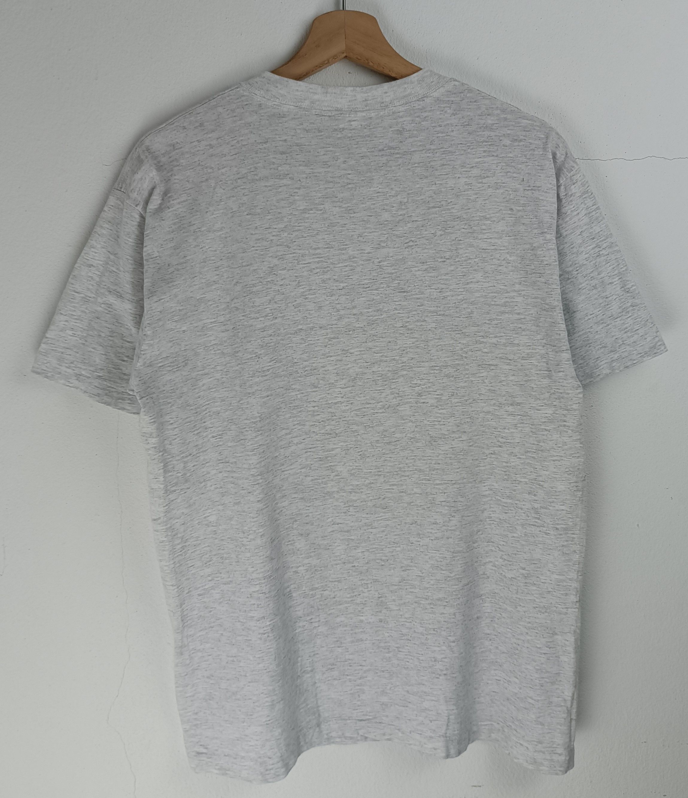 Vintage VINTAGE 90'S NINOTCHKA TOUR TETSUKO MOVIE 80'S VERY RARE TEE Size US M / EU 48-50 / 2 - 4 Thumbnail