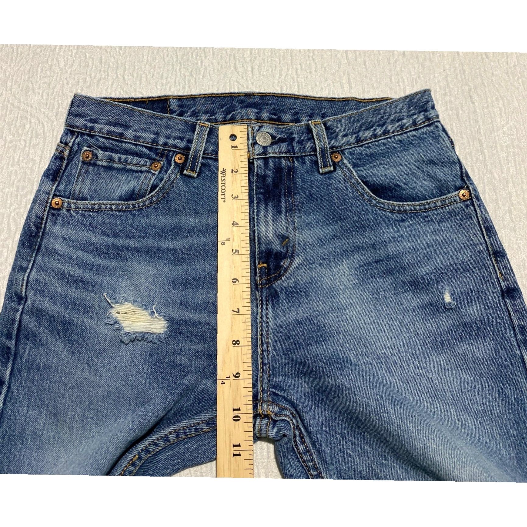 Levi's Levi's 511 Slim Fit Jeans Men 30 W30 L32 Distressed Ripped Knee Light Blue Denim Size US 30 / EU 46 - 7 Thumbnail