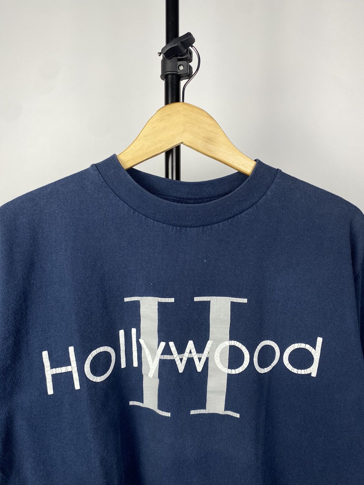 Vintage Vintage Hollywood USA Big logo Vintage T-Shirt Size US S / EU 44-46 / 1 - 3 Thumbnail