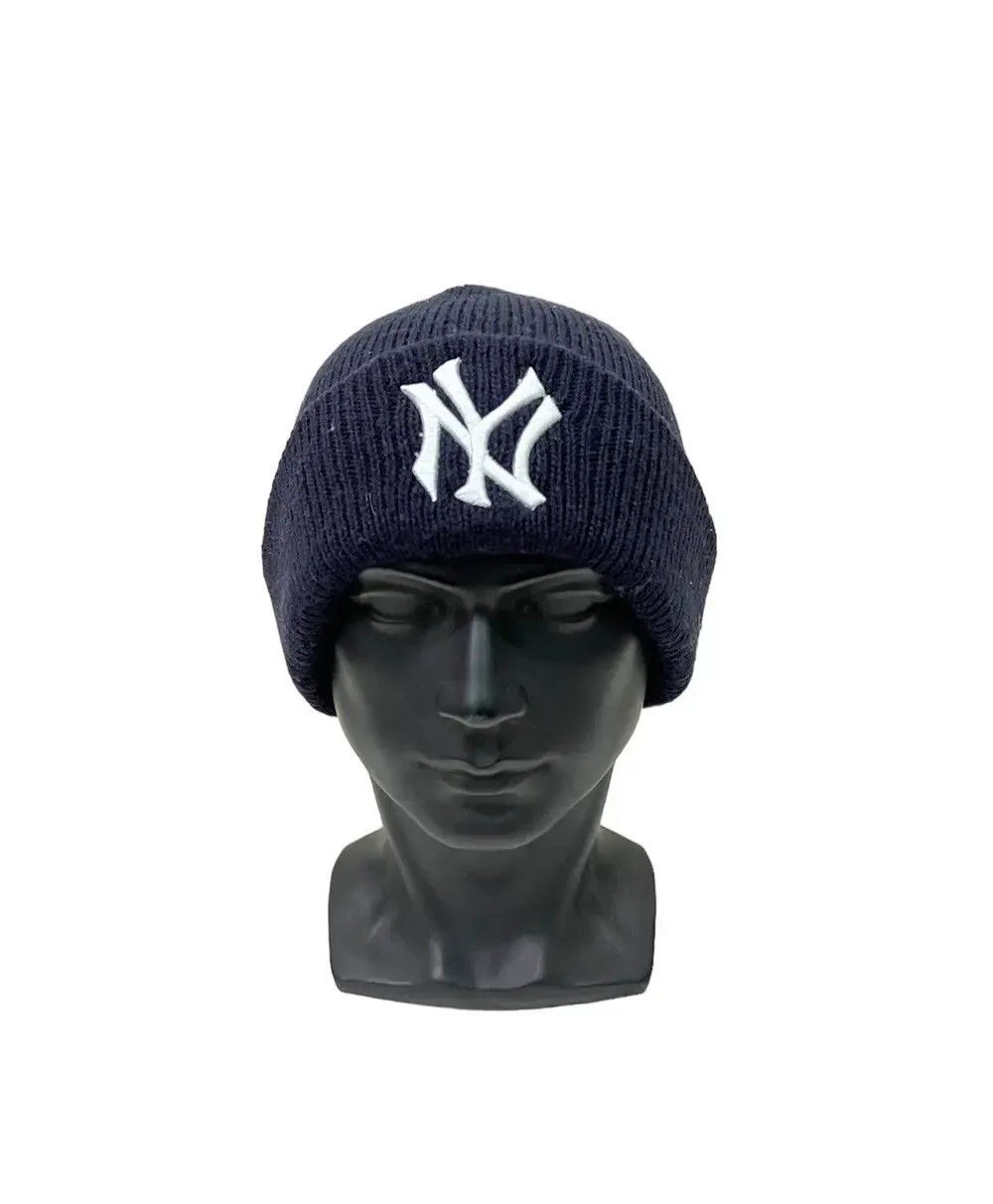 New York Yankees New York Yankees Big Logo Beanie Hats Size ONE SIZE - 1 Thumbnail