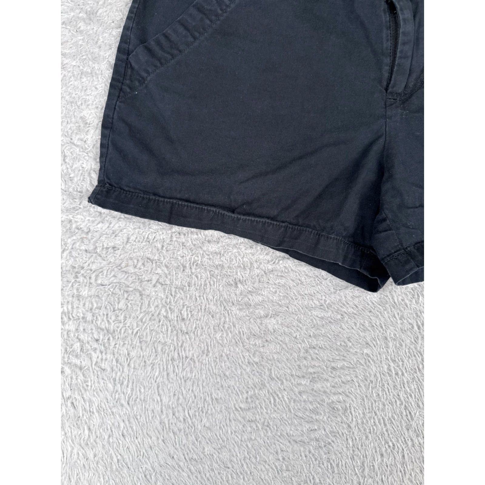 Vintage VINTAGE Columbia Shorts Womens 6 Black Cotton Twill Chino Hiking Camping Casual 28x4 Size 28" / US 6 / IT 42 - 3 Thumbnail