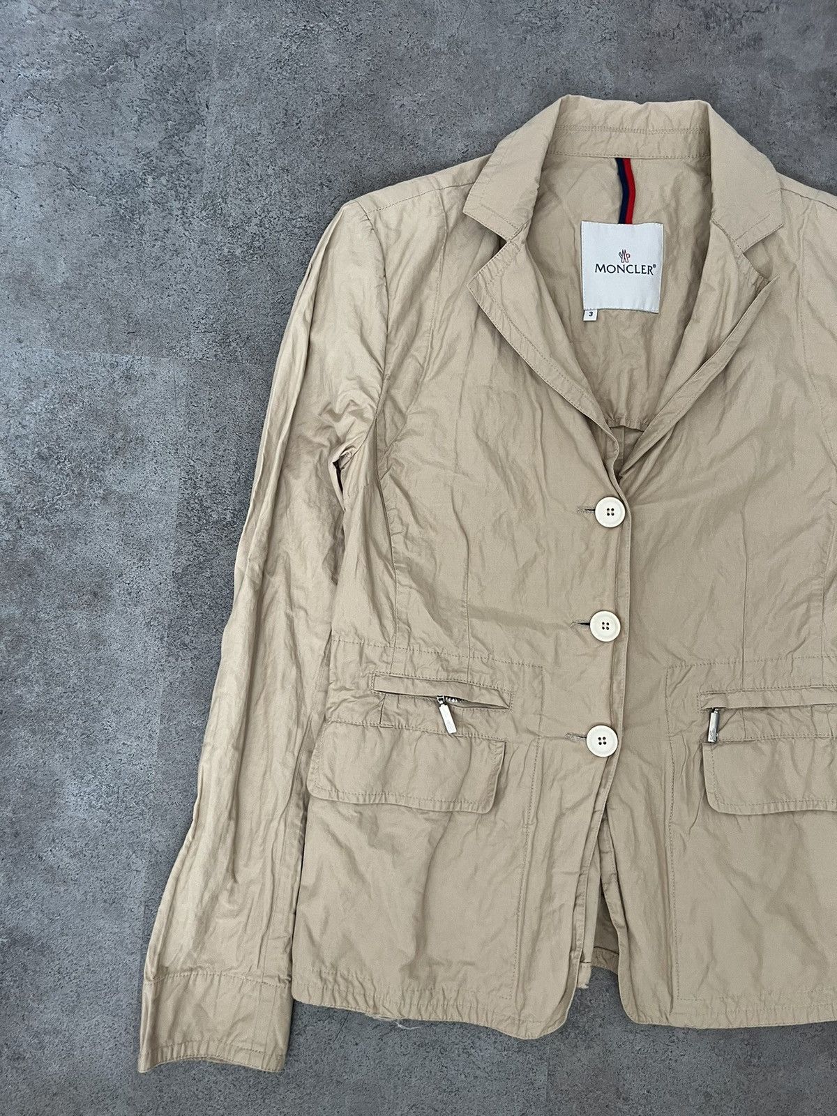 Moncler Jacket Moncler Size M / US 6-8 / IT 42-44 - 2 Thumbnail