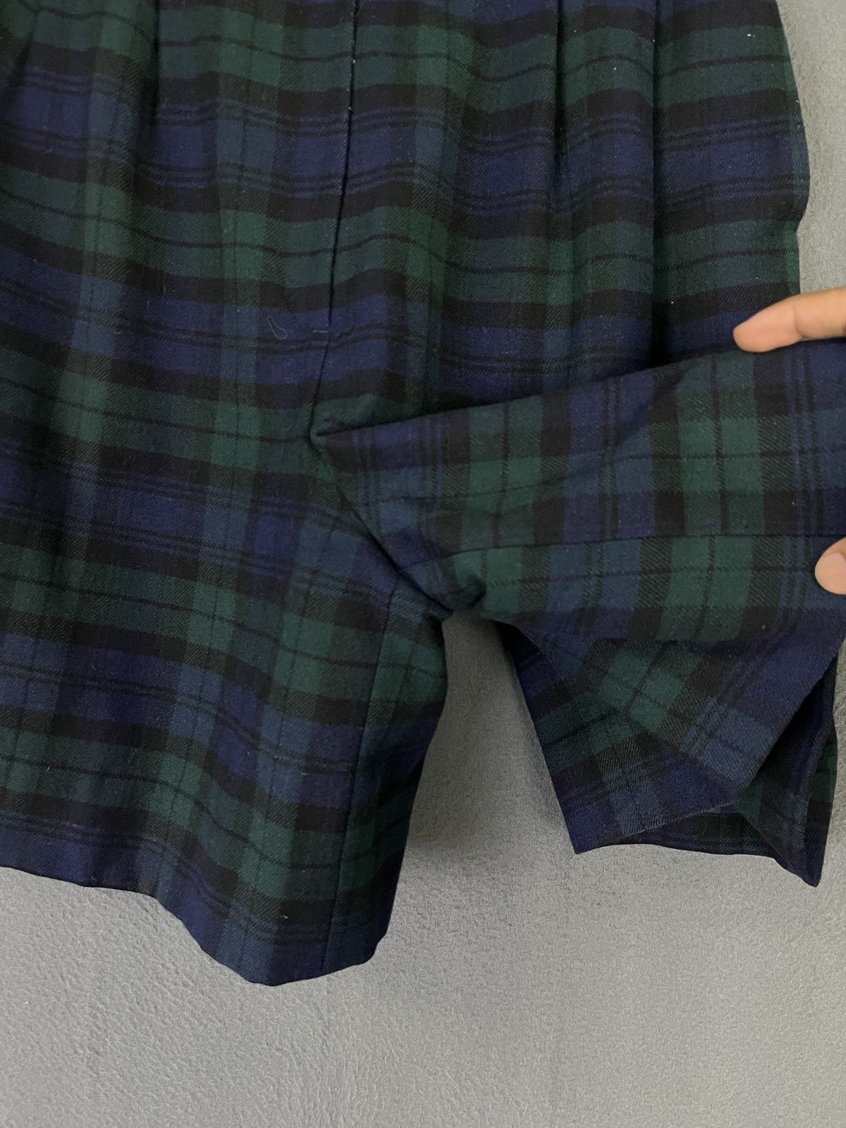 McGregor × Vintage Vintage Mcgregor Tartan Wool High Waist Shorts Size 30" / US 8 / IT 44 - 6 Thumbnail