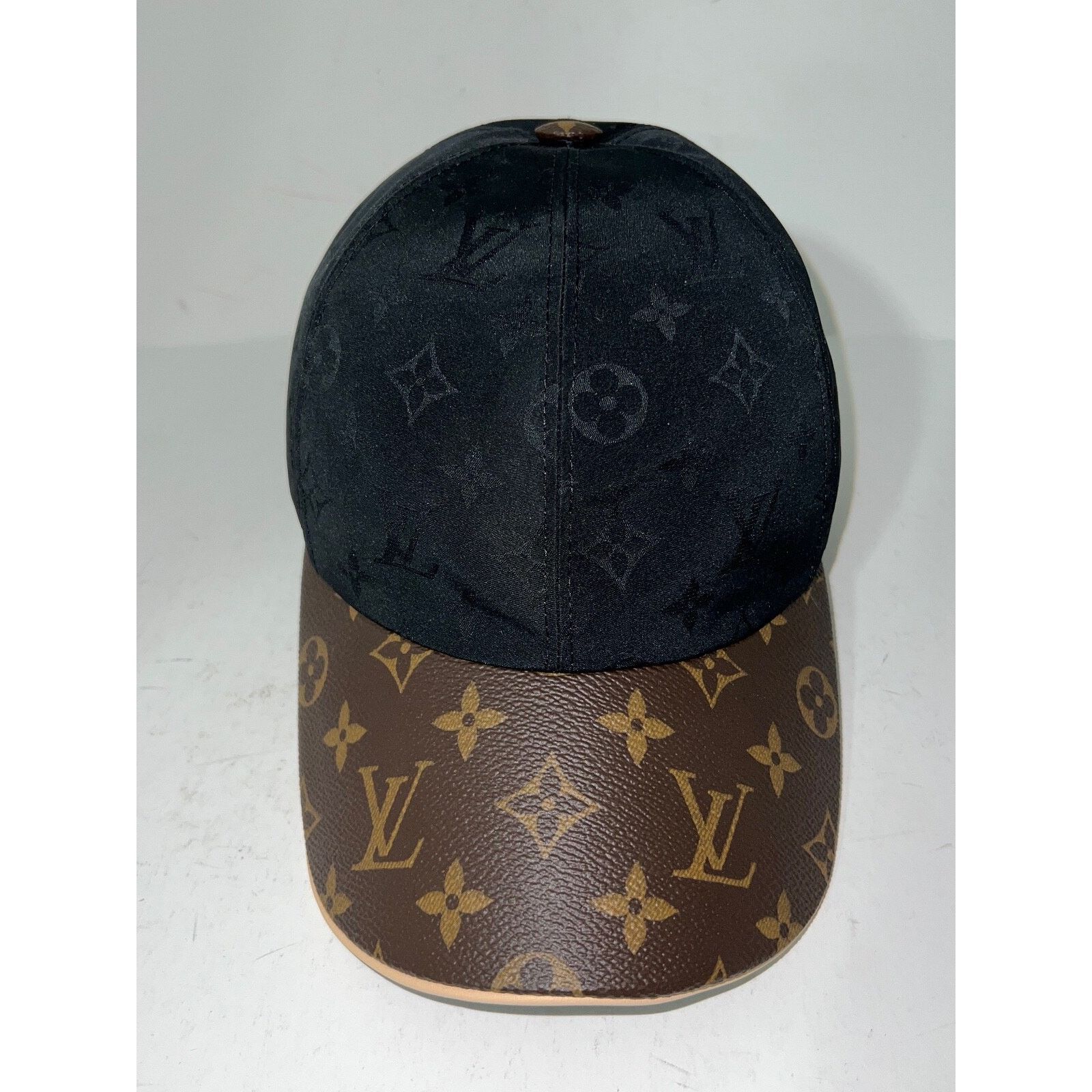 Louis Vuitton Louis Vuitton Black Brown Monogram Logo Sun Baseball Hat M Size ONE SIZE - 2 Thumbnail