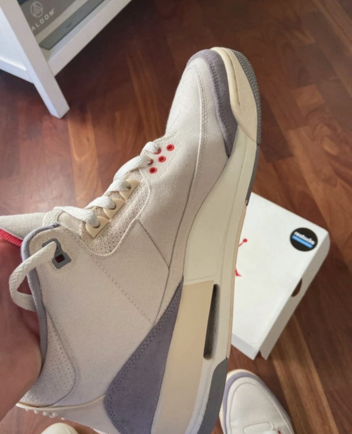 Jordan Brand Jordan 3 muslin Size US 12 / EU 45 - 4 Thumbnail