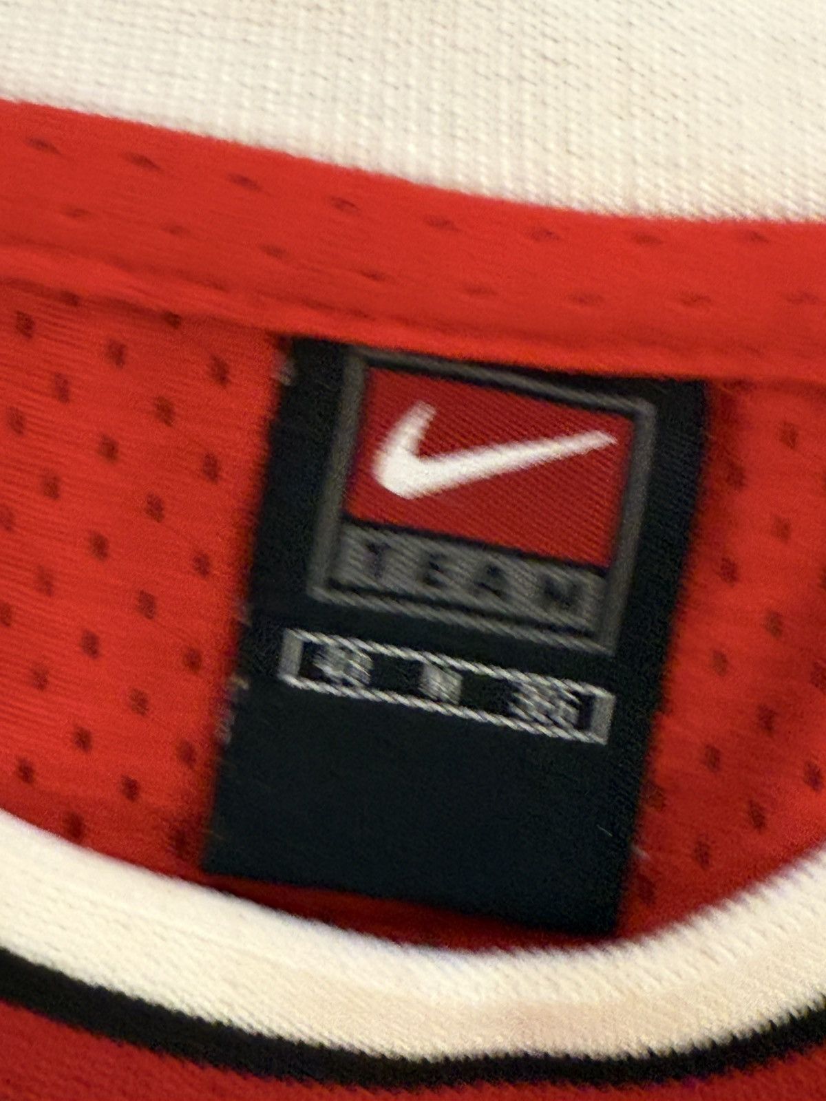 Nike Vintage 90s Nike Chicago Bulls Michael Jordan Jersey Away Size US M / EU 48-50 / 2 - 3 Thumbnail