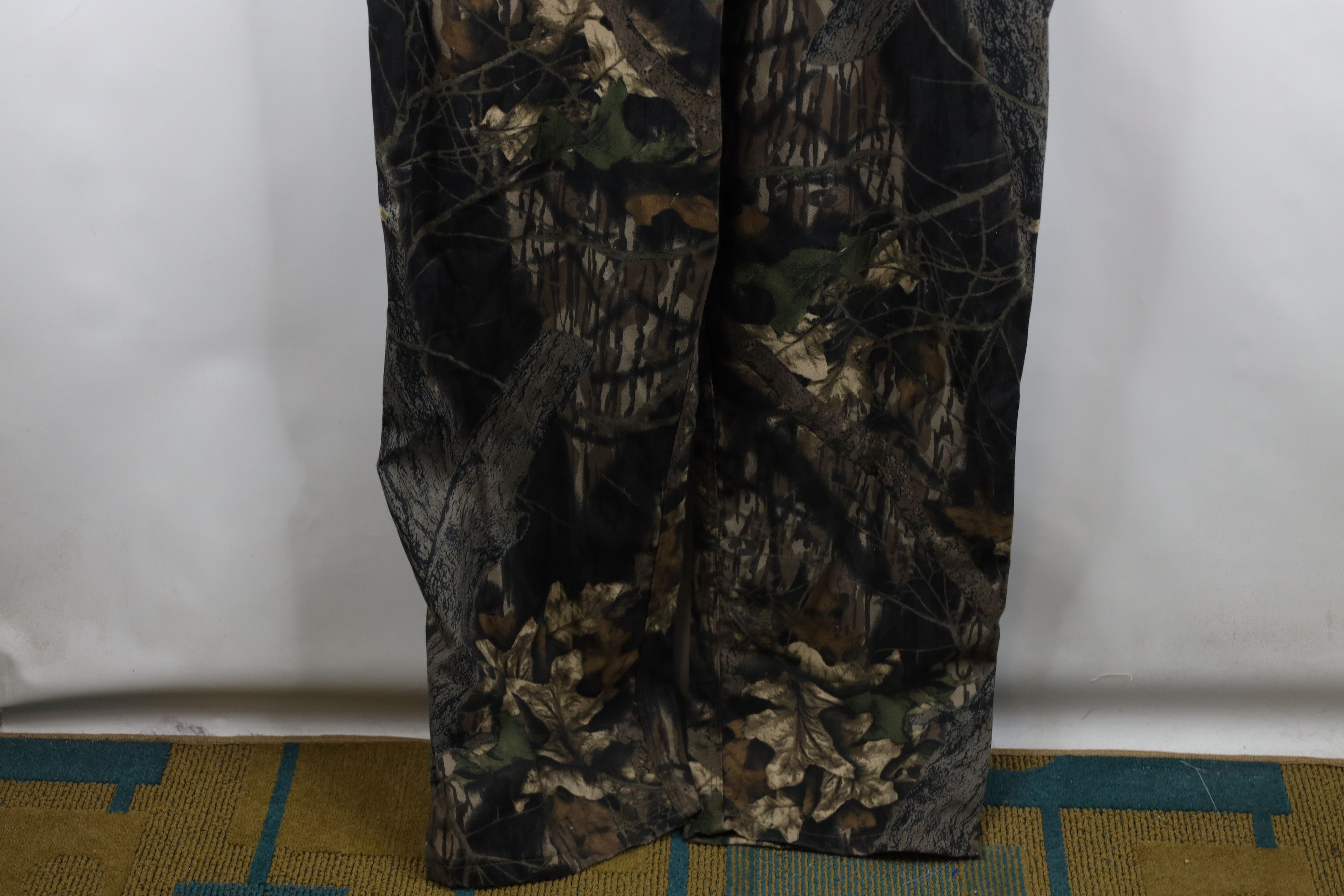 Vintage Vintage 90s Mossy Oak Camouflage Wide Leg Denim Overalls Size US L / EU 52-54 / 3 - 14 Thumbnail