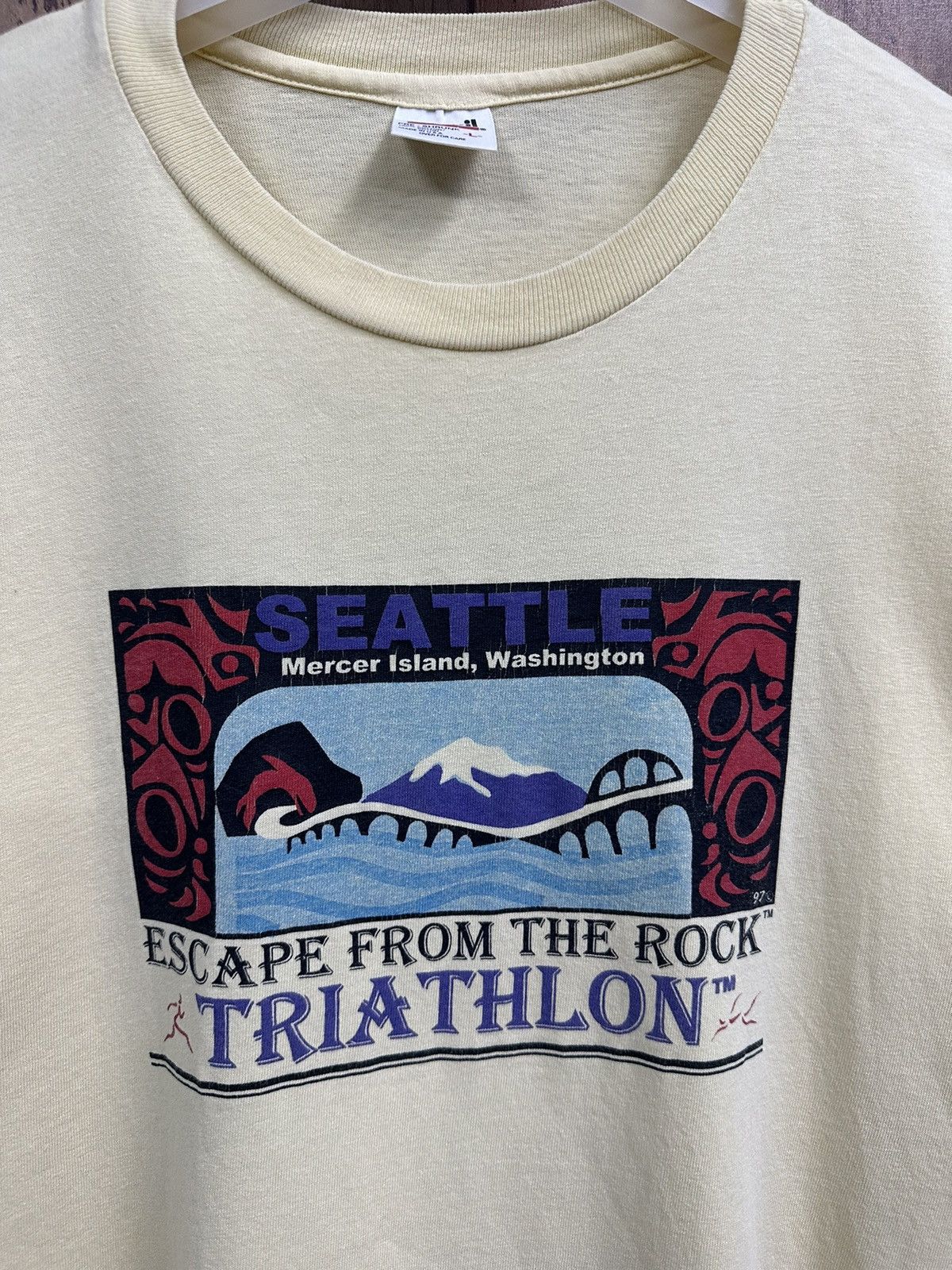 Anvil × Vintage Vintage Escape From The Rock Triathlon 1997 A449 Size US L / EU 52-54 / 3 - 2 Thumbnail
