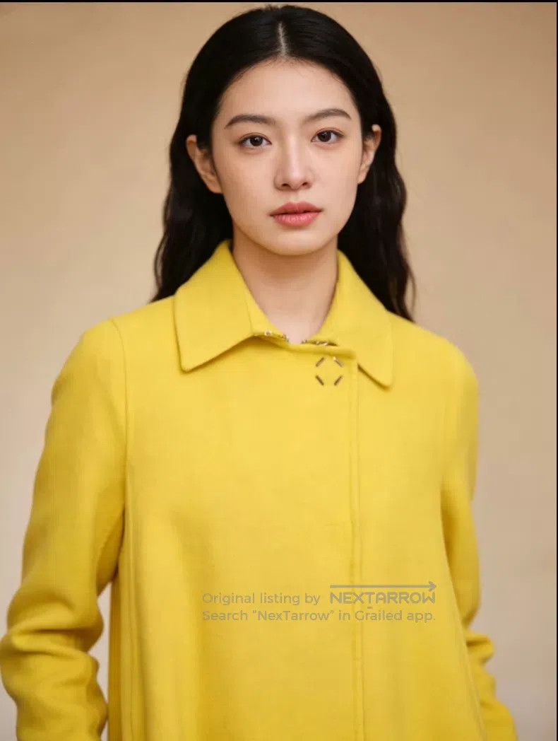 Versace Versace Bright yellow wool coat Size S / US 4 / IT 40 - 3 Thumbnail