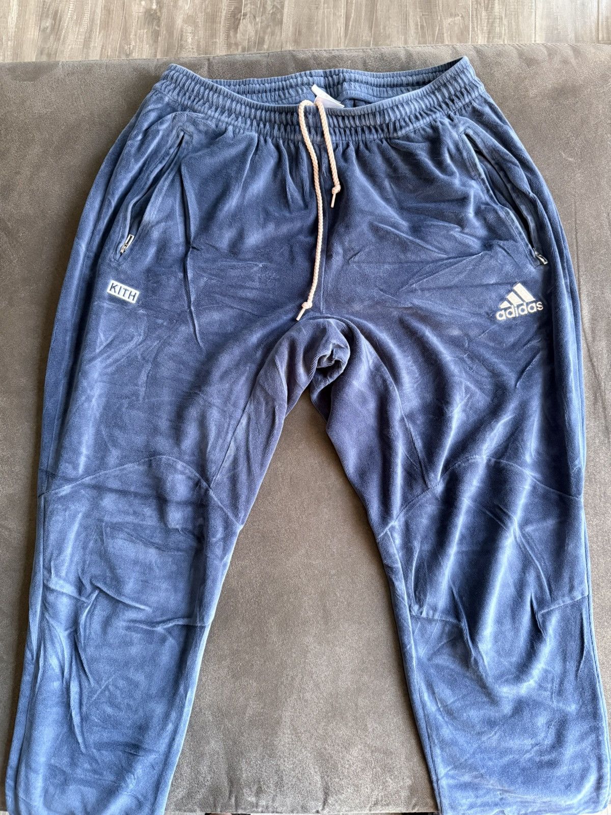 Adidas × Kith Kith x Adidas Velour Soccer Pant Size US 34 / EU 50 - 1 Thumbnail