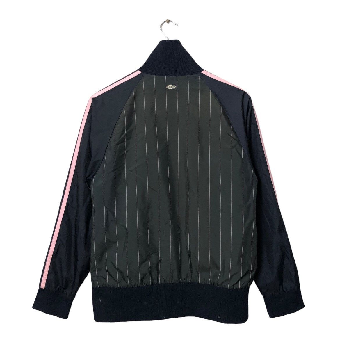 Vintage Vintage Adidas Climaproof Embroidery Logo Zipper Ups Jacket Size US M / EU 48-50 / 2 - 5 Thumbnail