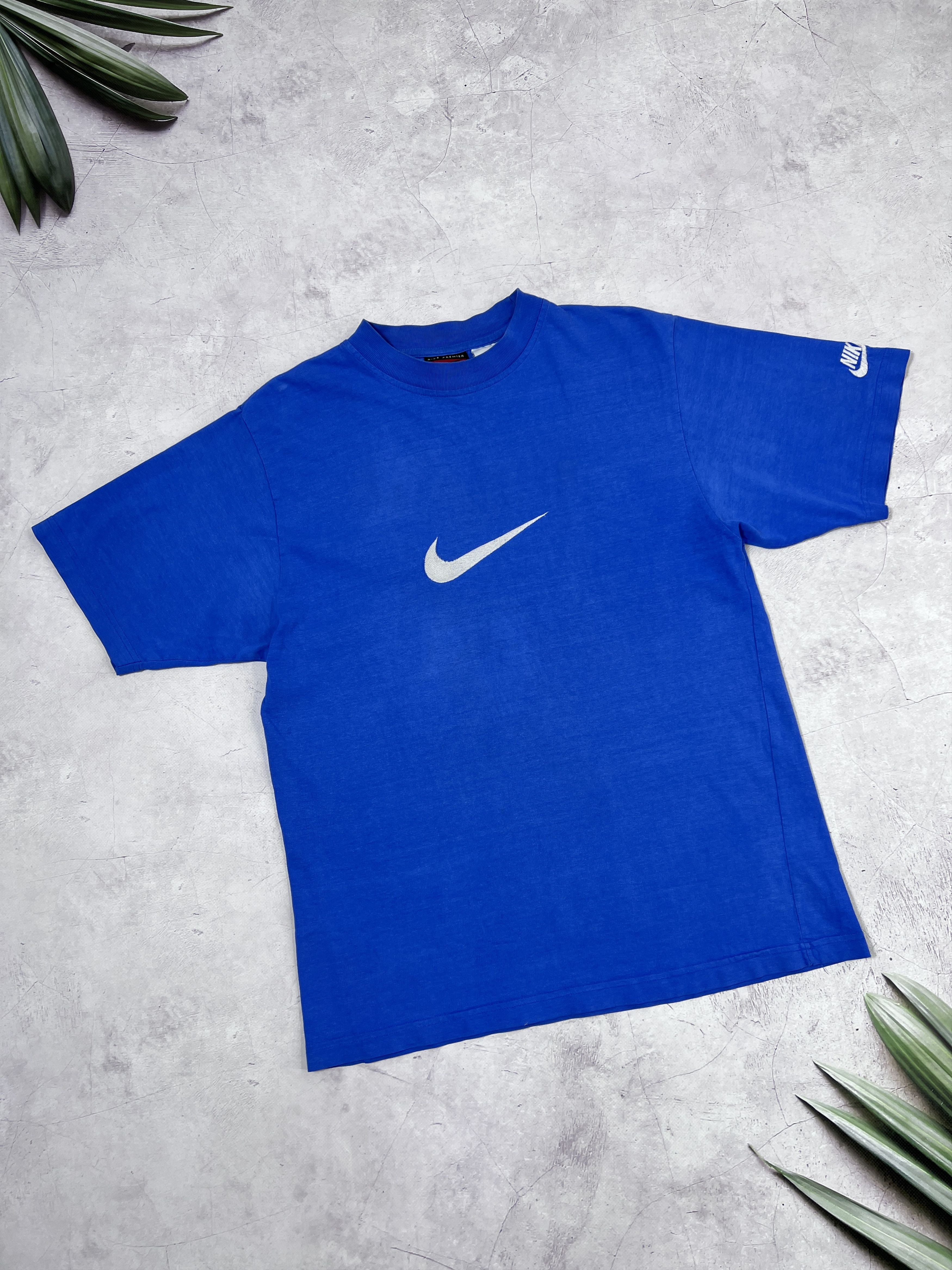 Nike × Vintage Vintage Nike Premier T-Shirt Center Swoosh Size US S / EU 44-46 / 1 - 1 Thumbnail