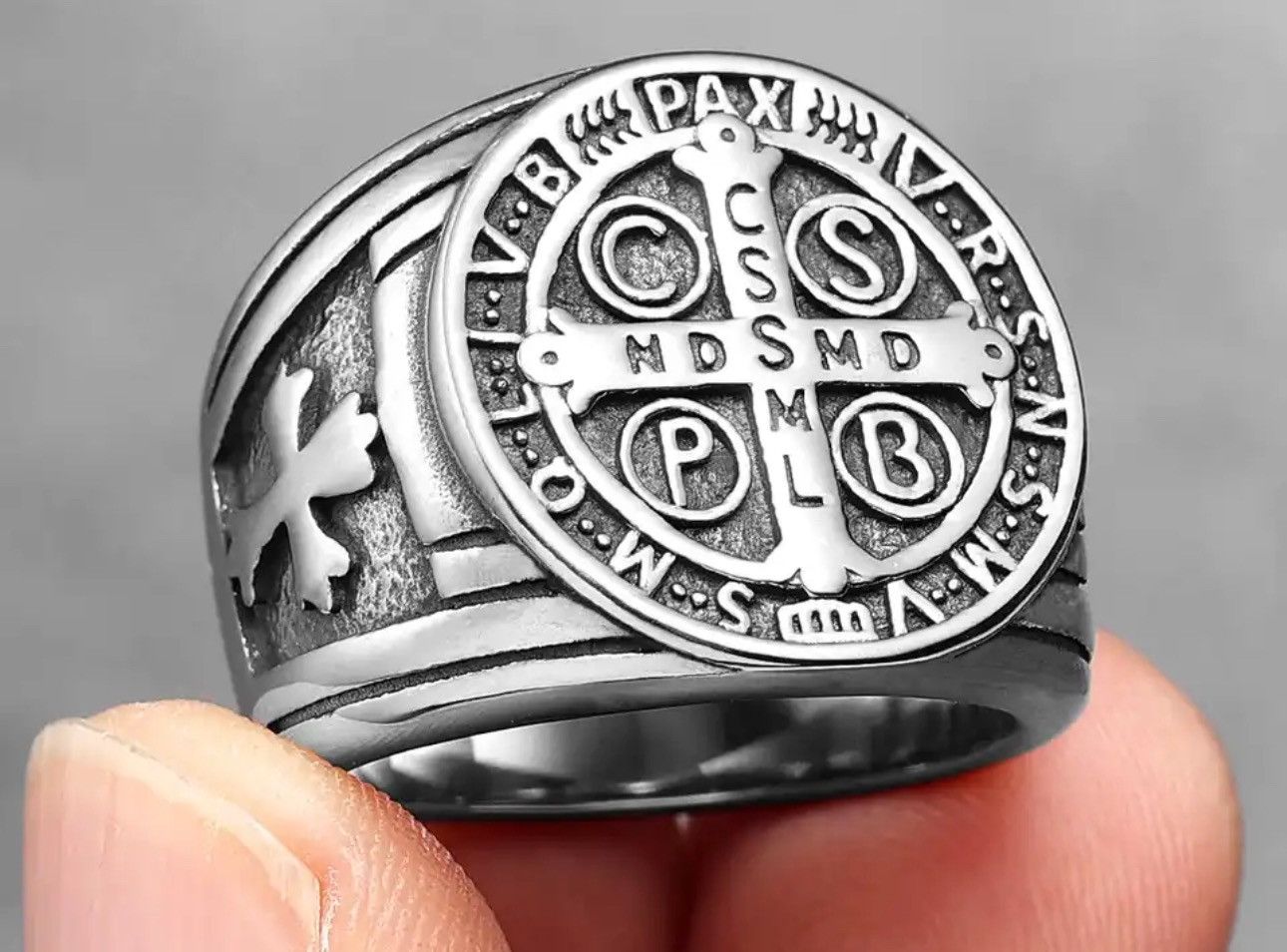 Jewelry x Skulls Silver Color Exorcism Amulet Ring (Size 7-13 ), Men's