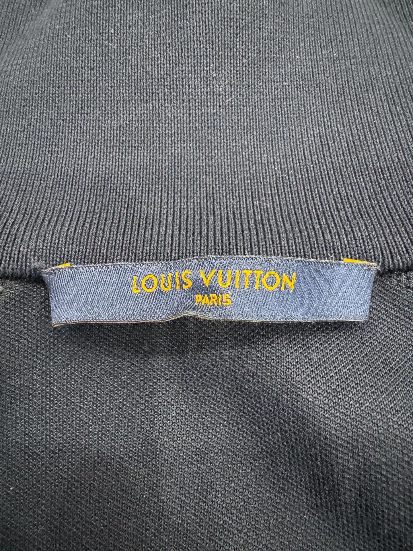 Louis Vuitton Louis Vuitton Navy/Grey Logo Pocket Zip Jacket S Size US S / EU 44-46 / 1 - 5 Thumbnail