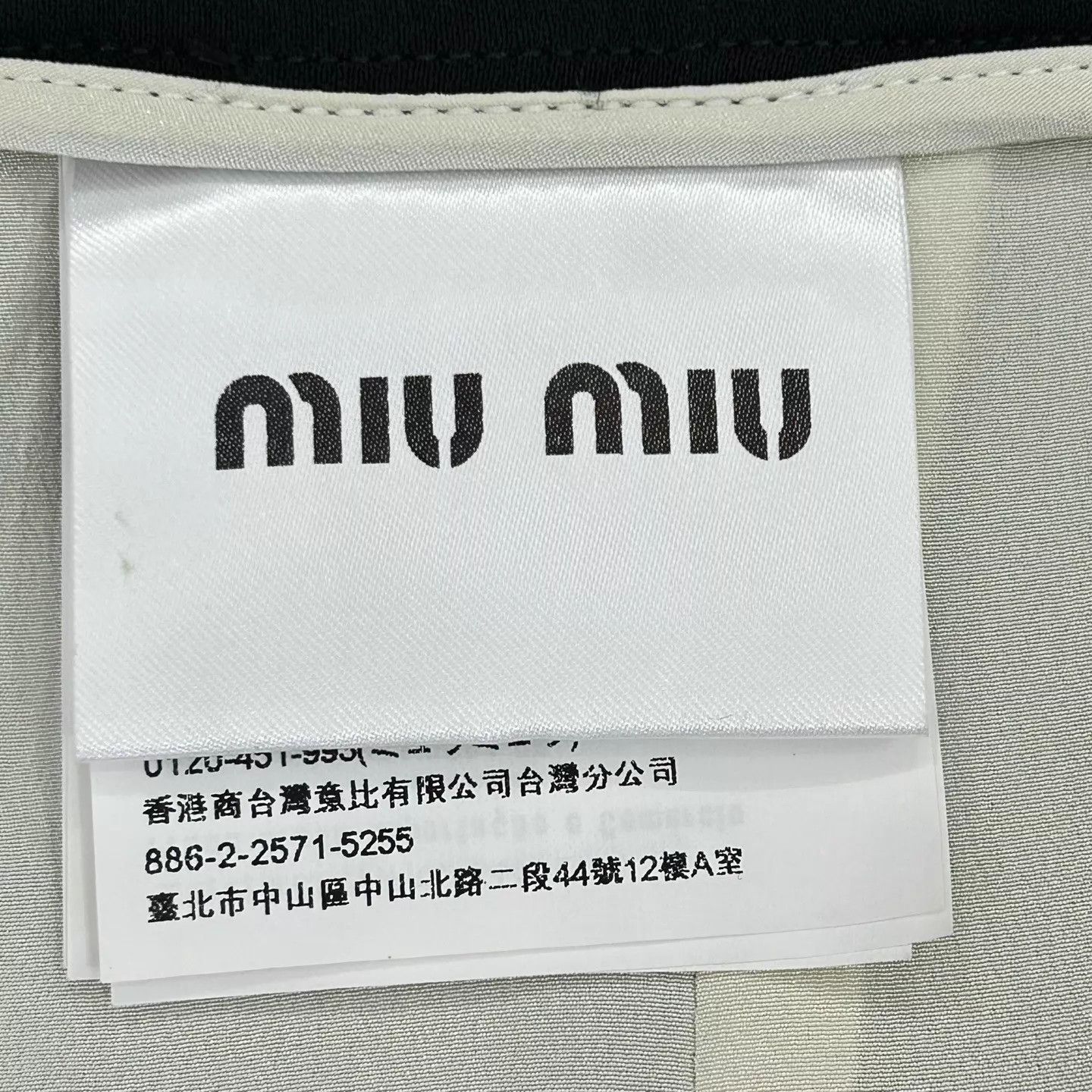 Miu Miu Miu Miu Bow Black Mini Skirt 36 Size 25" / US 0 / IT 36 - 4 Thumbnail