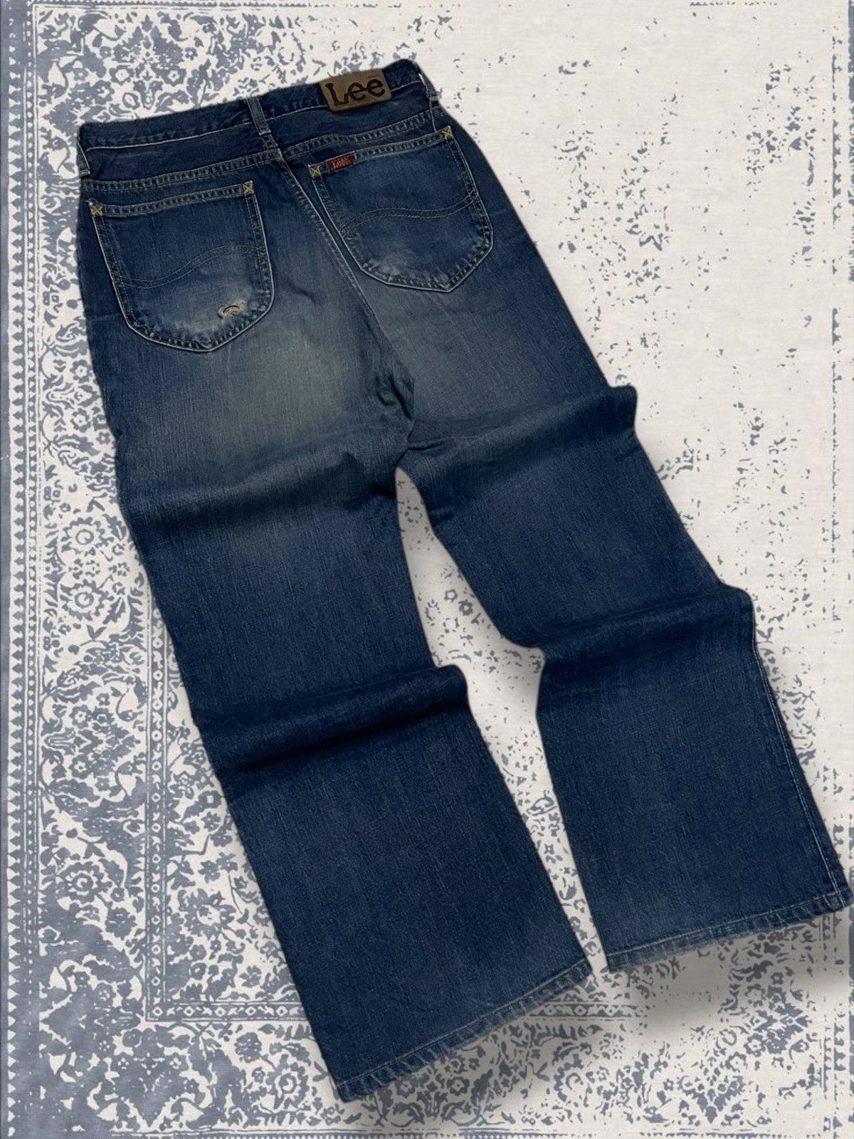 Designer × Lee × Vintage Vintage 1990s Designer Lee Distressed Mudwash Denim Size US 26 / EU 42 - 9 Thumbnail