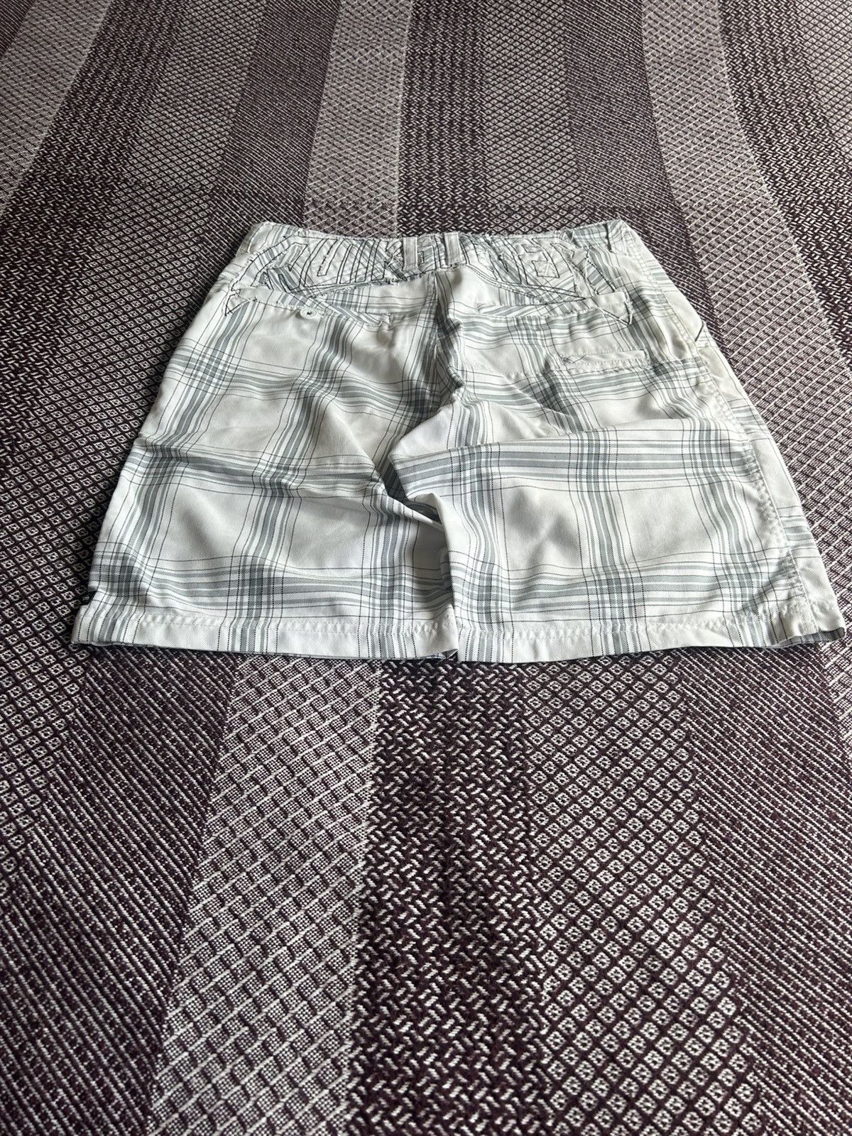 Quiksilver Vintage Quiksilver Rap Shorts Surf Big Logo Streetwear Sz 30 Size US 30 / EU 46 - 4 Thumbnail